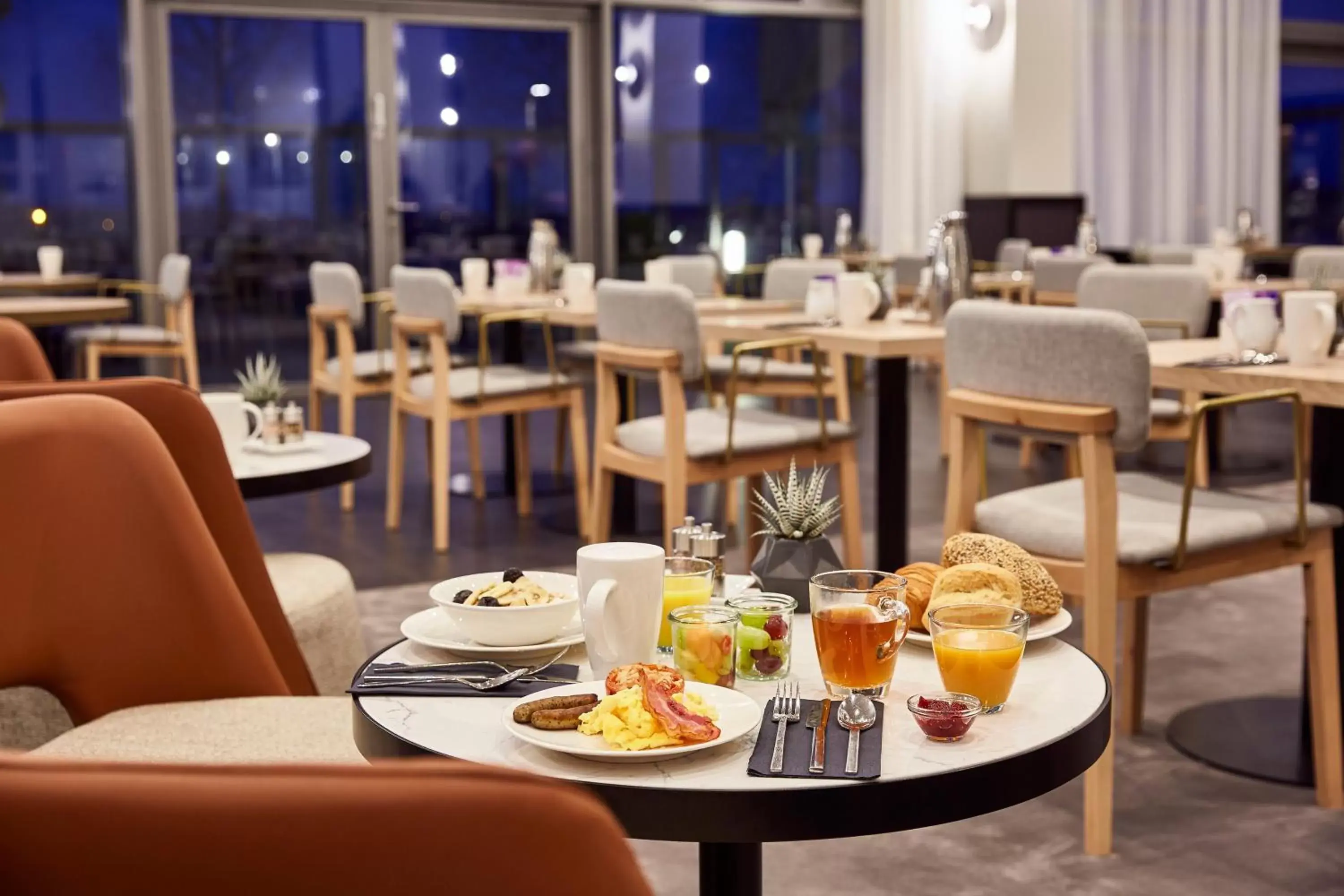 Restaurant/Places to Eat in INNSiDE by Meliá Bremen