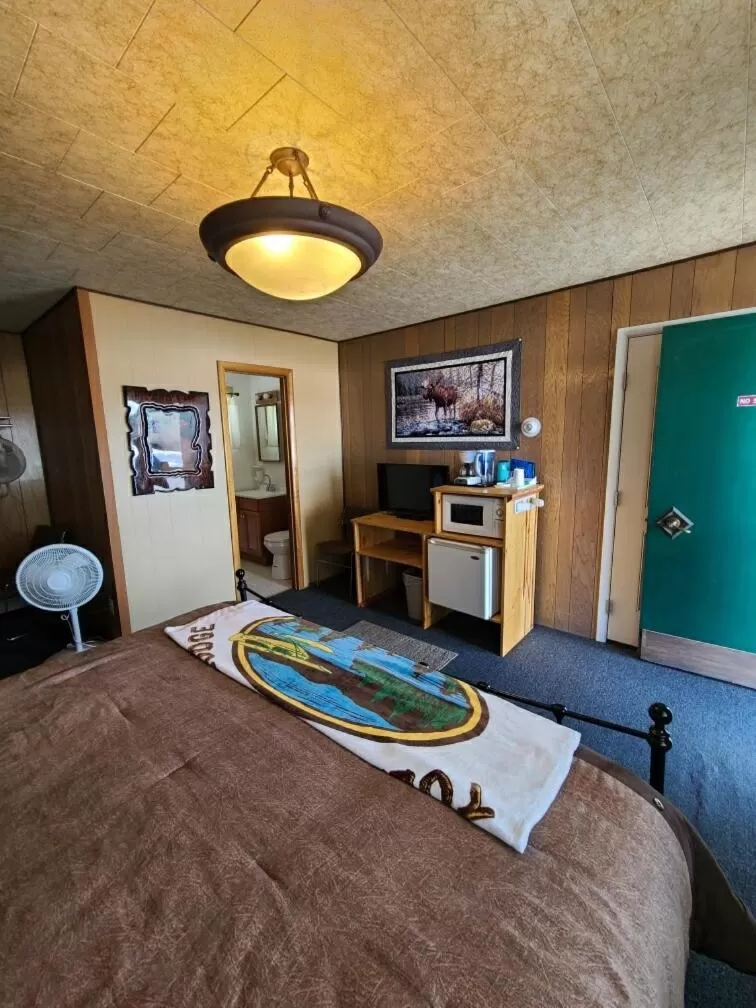 Property building in Tolsona Lake Lodge