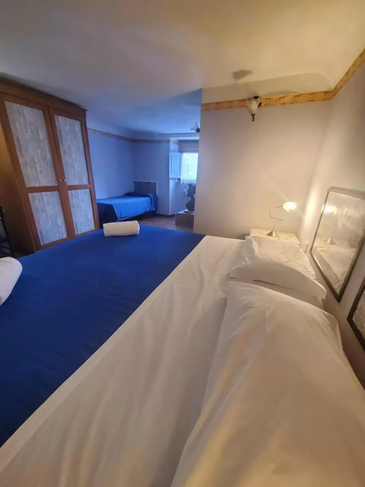 Bed in Hotel Fedora