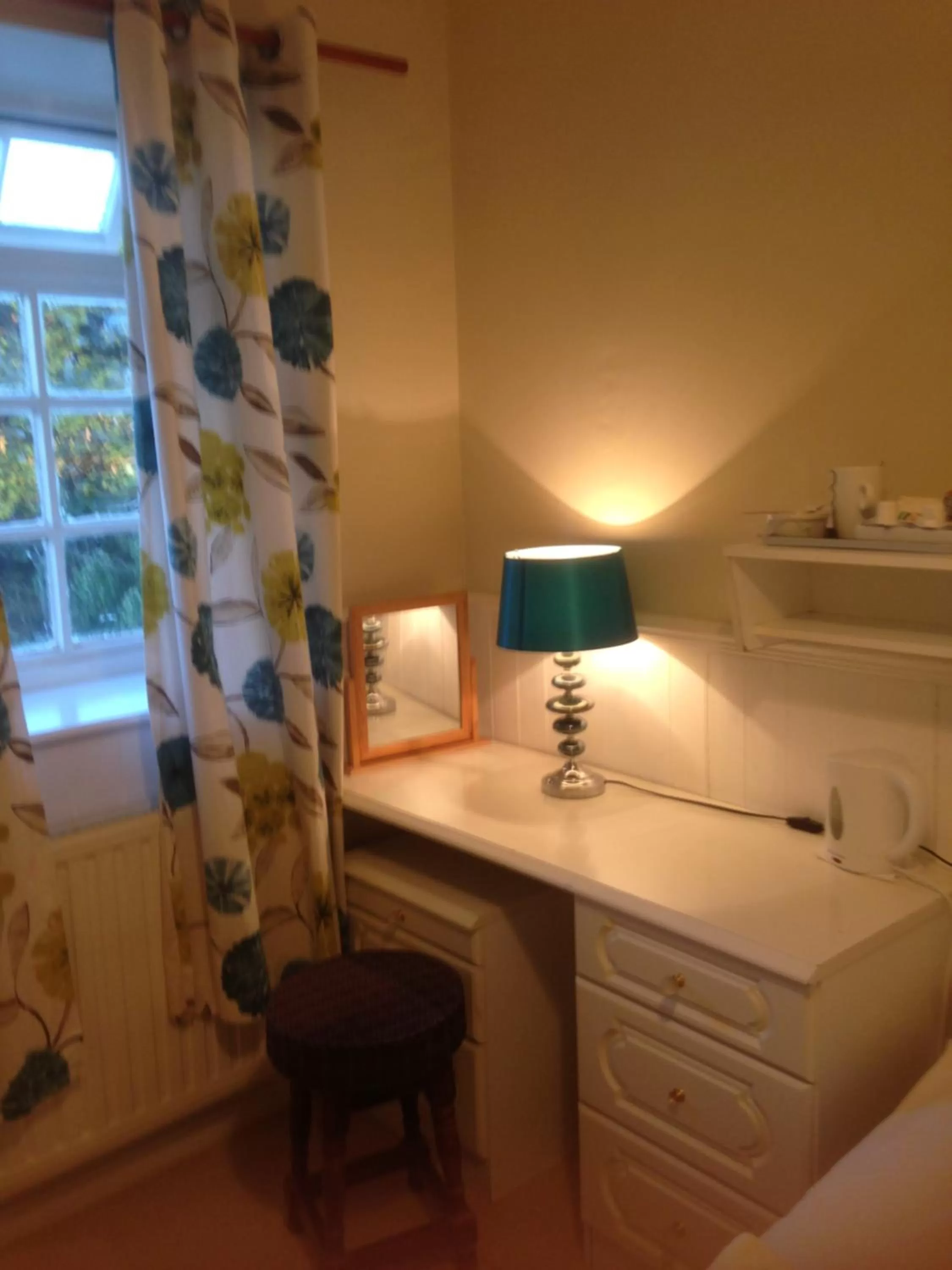 Bed in Lynebank House Hotel, Bed & Breakfast