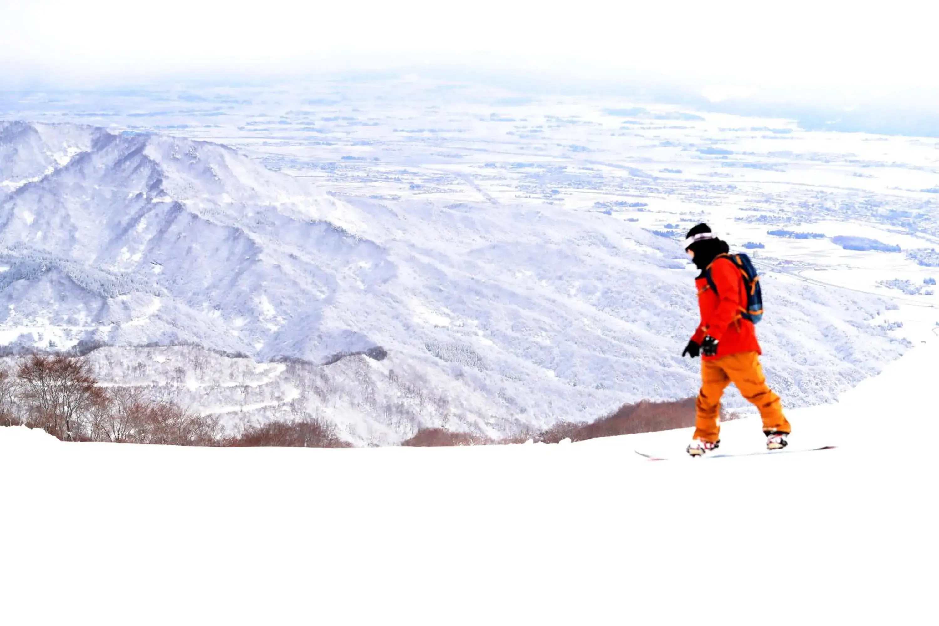 Skiing in Lotte Arai Resort