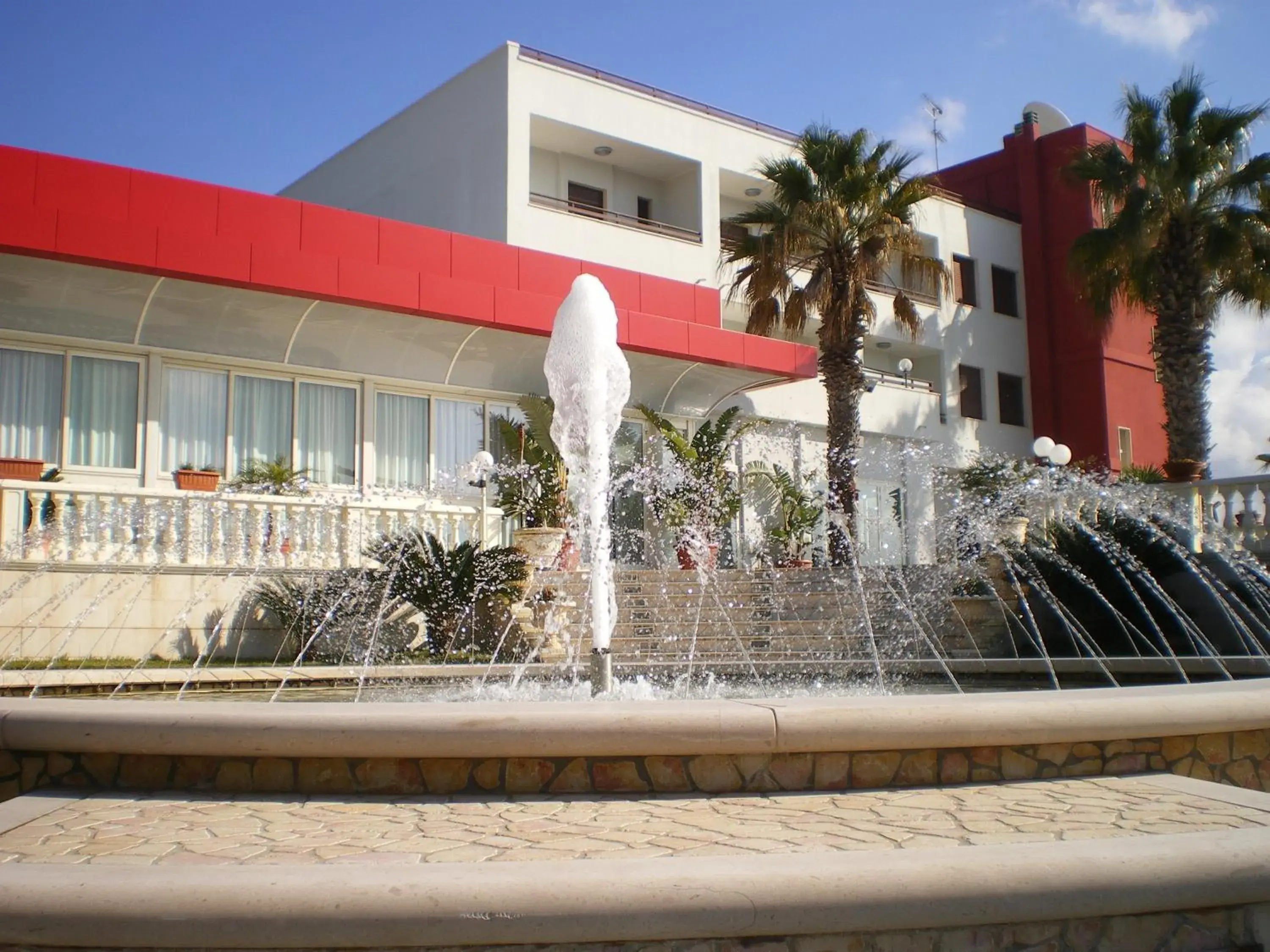 Property Building in Hotel Mediterraneo