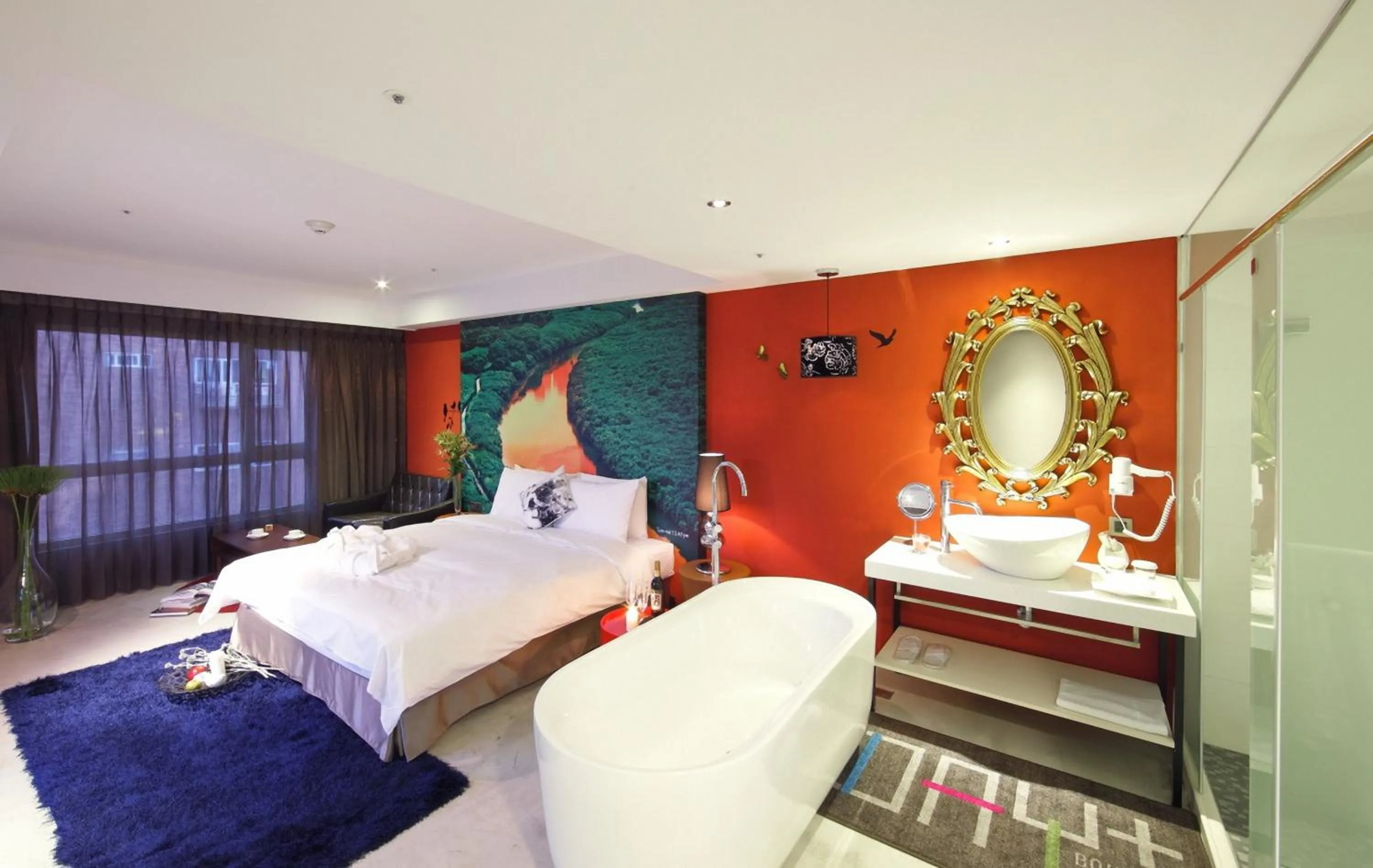 Bathroom, Bed in Hotelday Tamsui