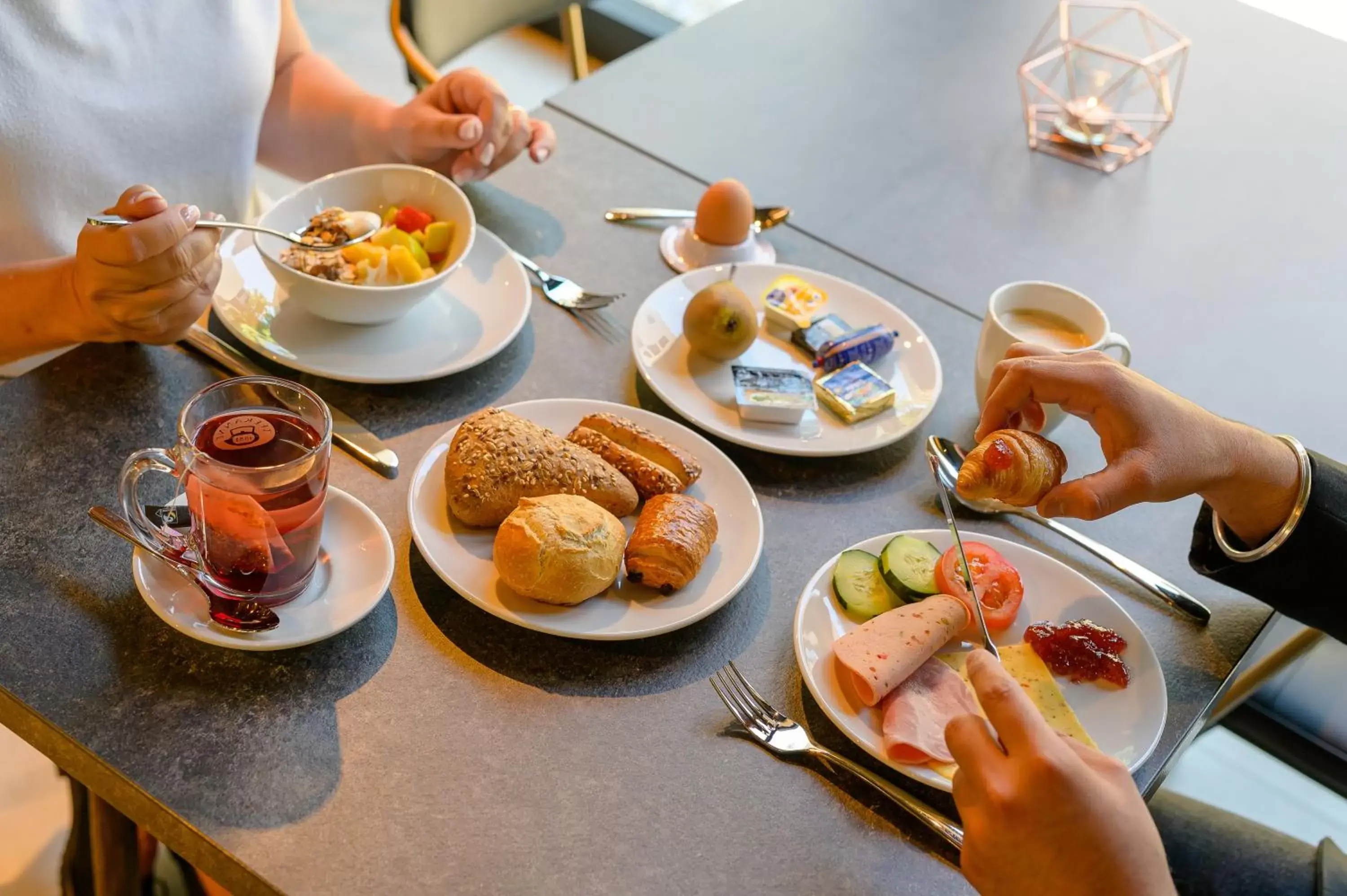 Breakfast in ibis Hotel Friedrichshafen Airport Messe