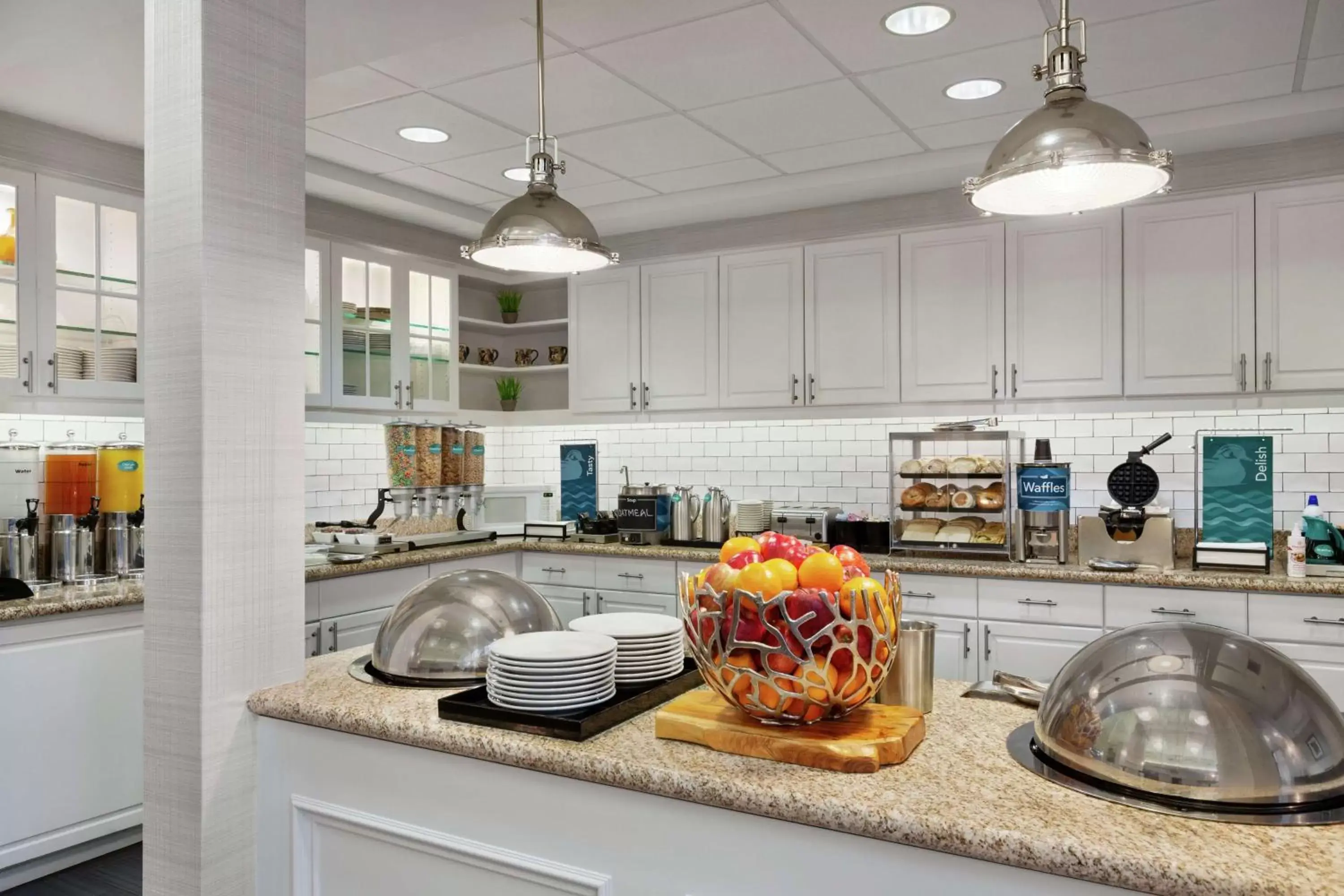 Breakfast, Kitchen/Kitchenette in Homewood Suites by Hilton Dallas-Plano
