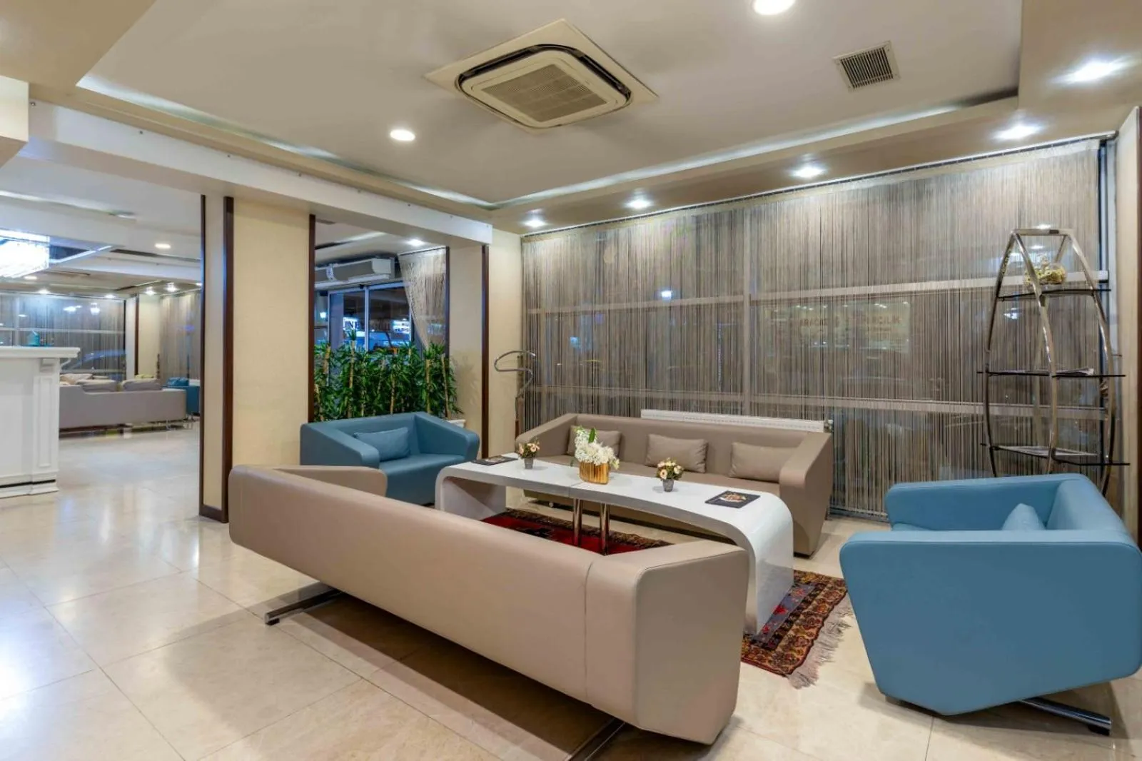 Living room in Dies Hotel