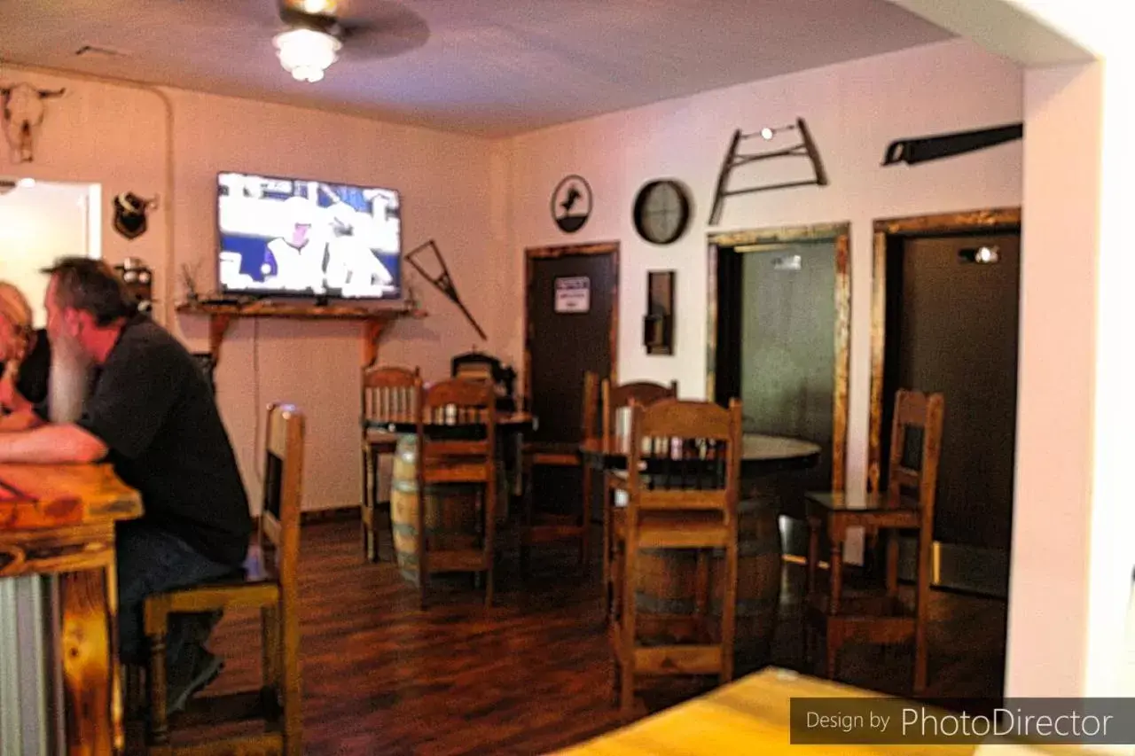 Restaurant/places to eat in Creekside Lodge and Cabins Restaurant/places to eat in Creekside Lodge and Cabins