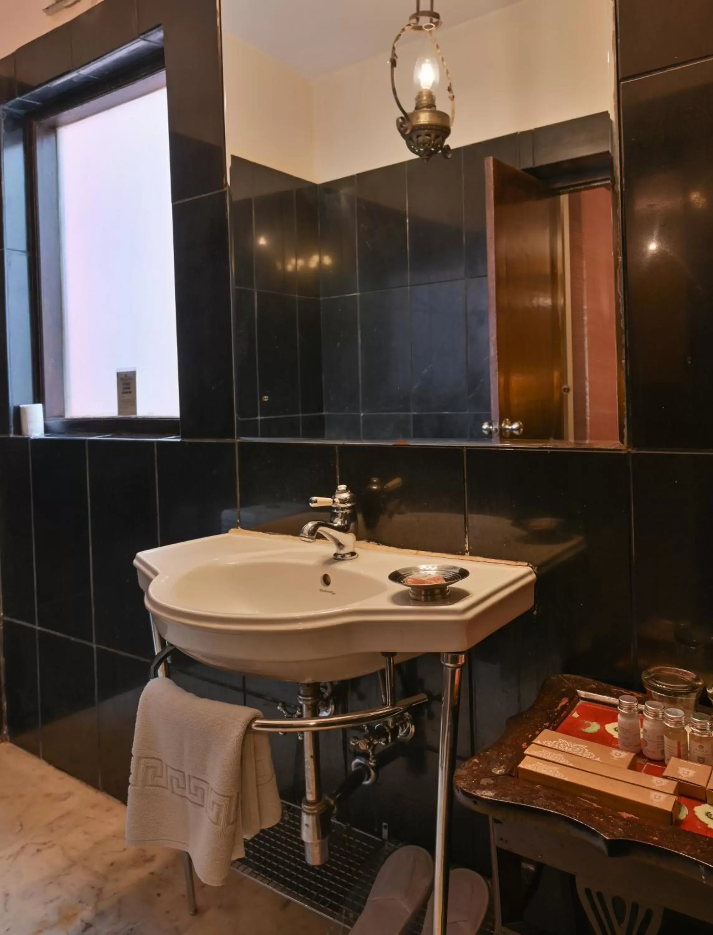 Bathroom in Ranbanka Palace