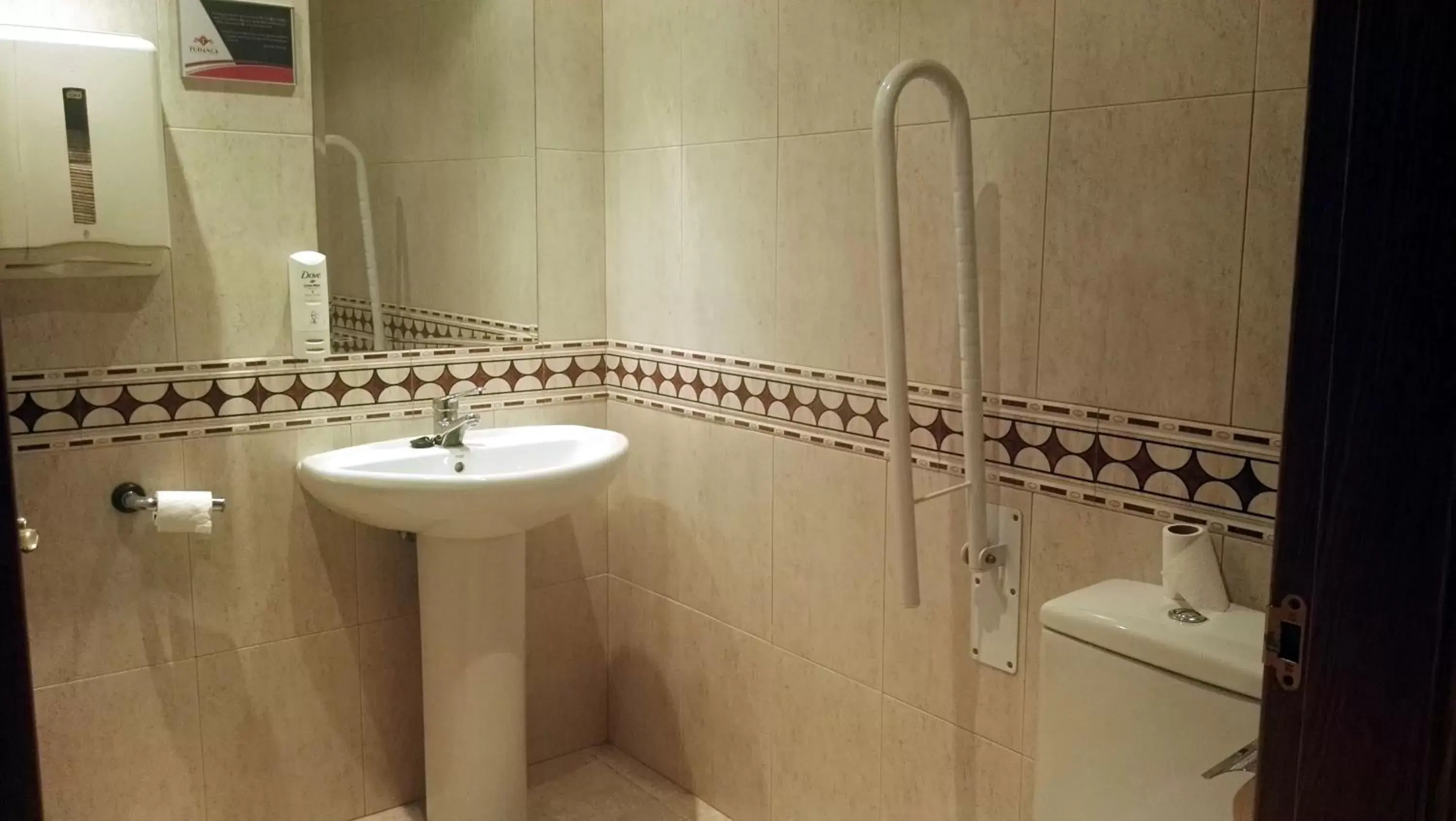 Decorative detail, Bathroom in Hotel Spa Tudanca Aranda