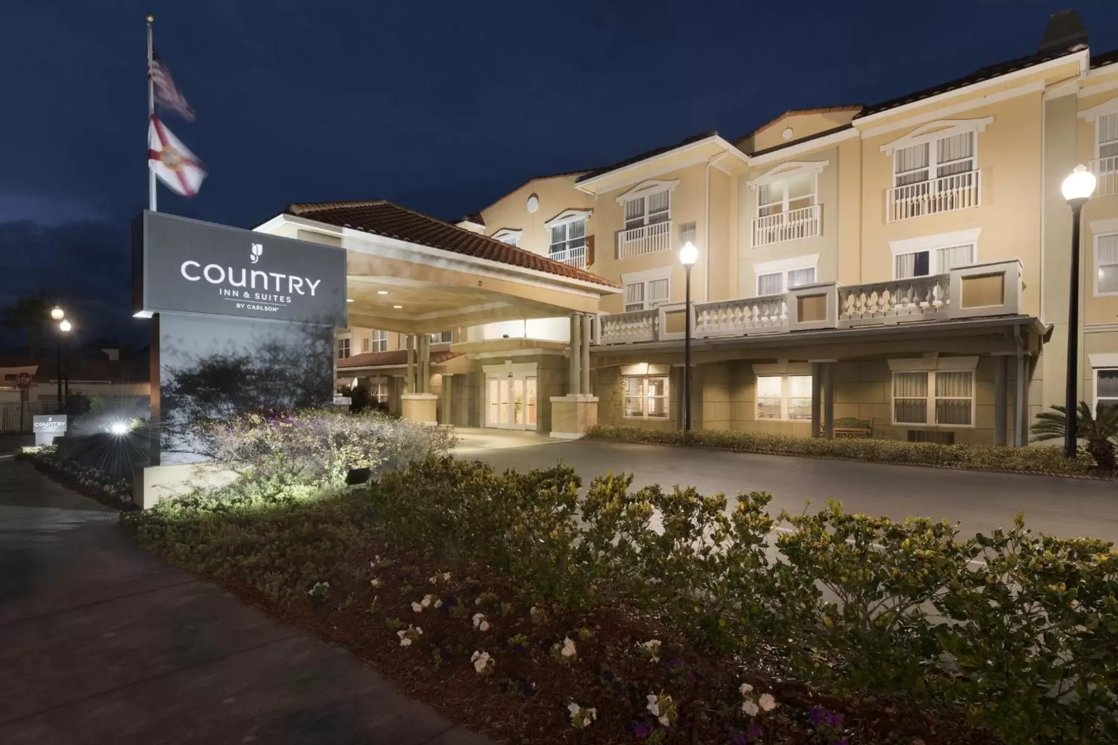 Property Building in Country Inn & Suites by Radisson, St. Augustine Downtown Historic District, FL