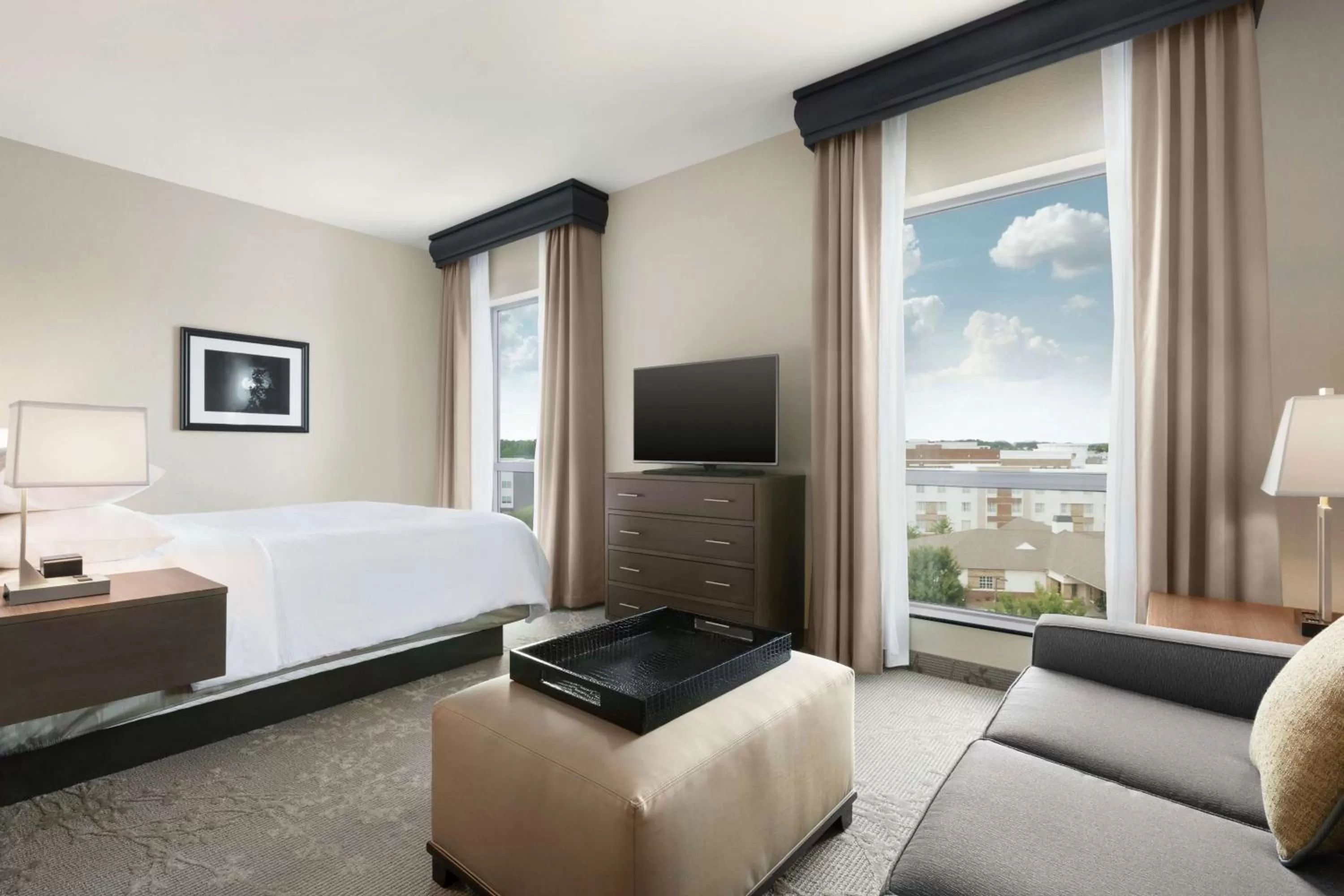 Bedroom, Bed in Embassy Suites Charlotte/Ayrsley