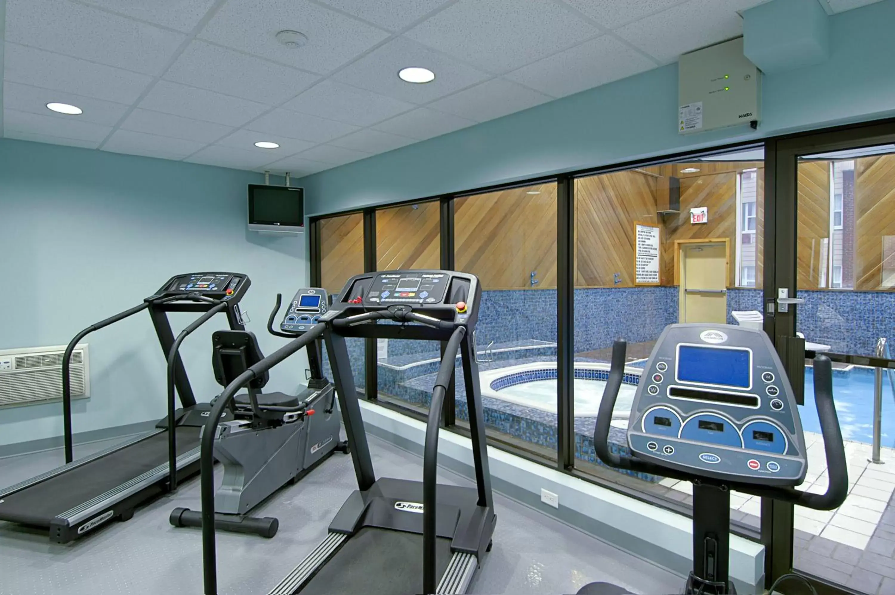 Fitness centre/facilities, Fitness Center/Facilities in Super 8 by Wyndham Campbellton NB