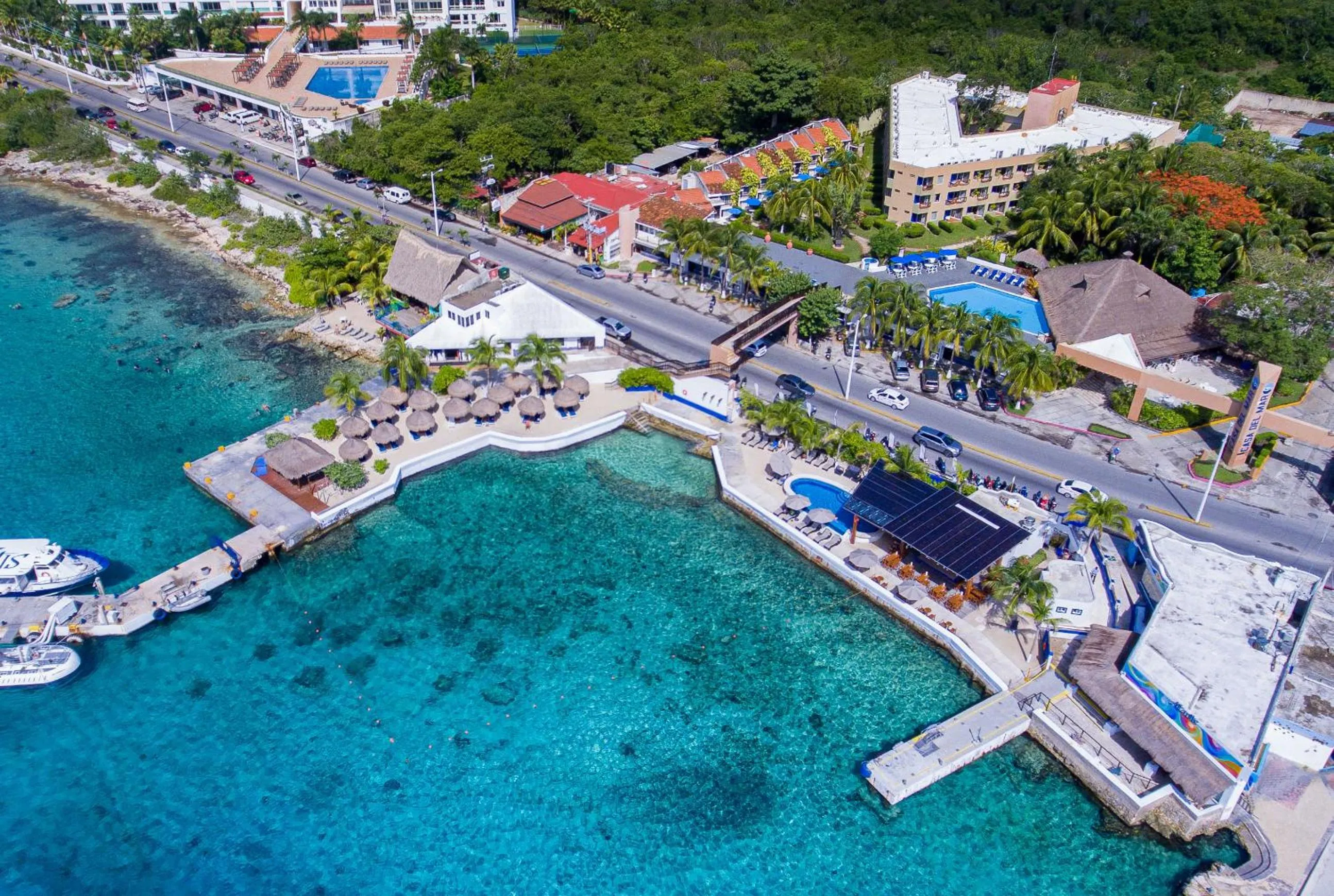 Beach in Casa del Mar Cozumel Hotel & Dive Resort with free access to an exclusive beach club
