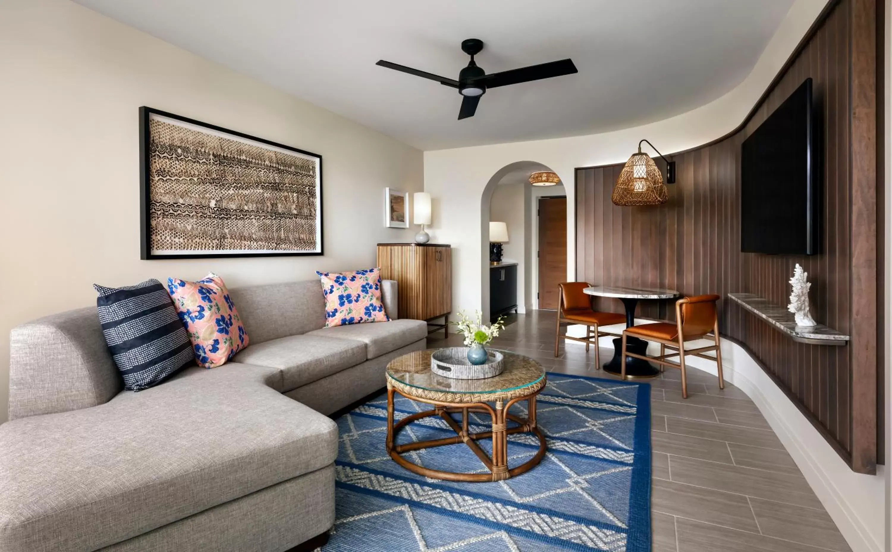 Living room, Seating Area in Fairmont Kea Lani, Maui