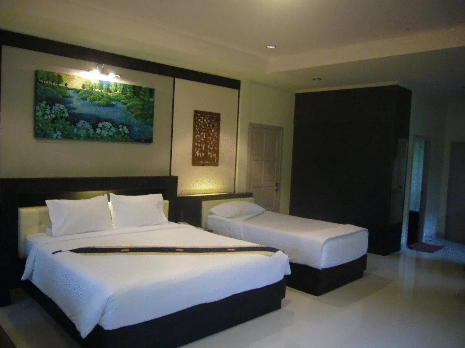 Photo of the whole room, Bed in Villa Wanida Garden Resort