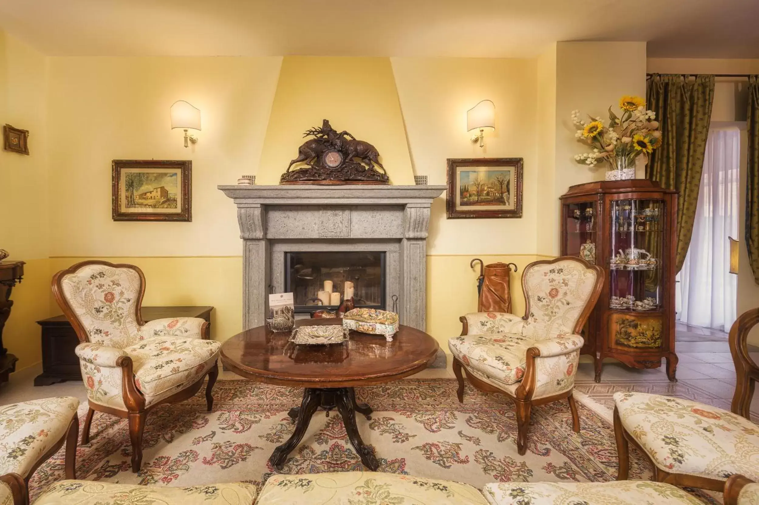 Lobby or reception, Seating Area in Hotel San Gregorio