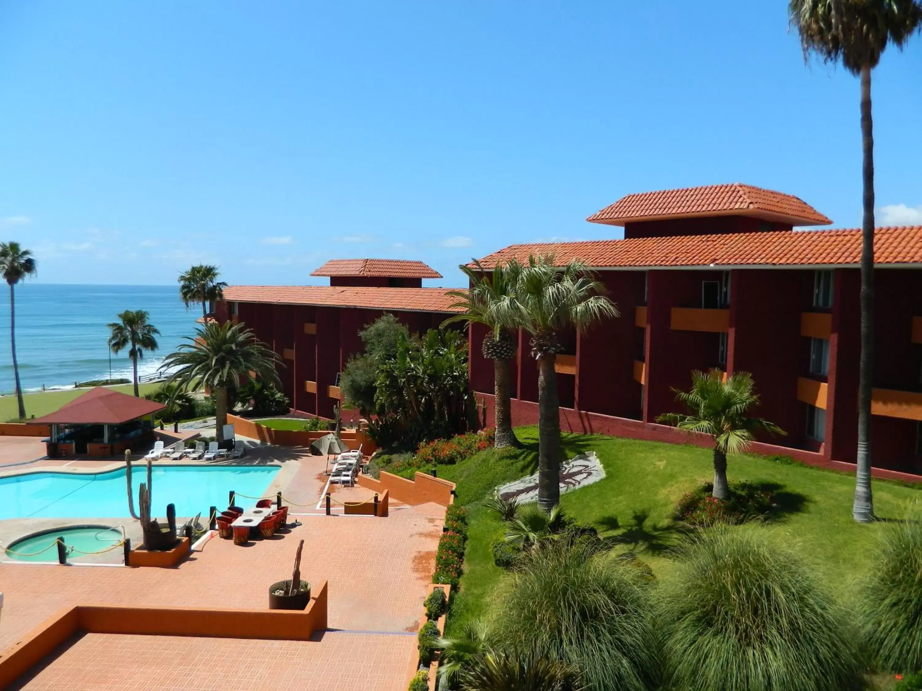 Sea view, Swimming Pool in Puerto Nuevo Baja Hotel & Villas