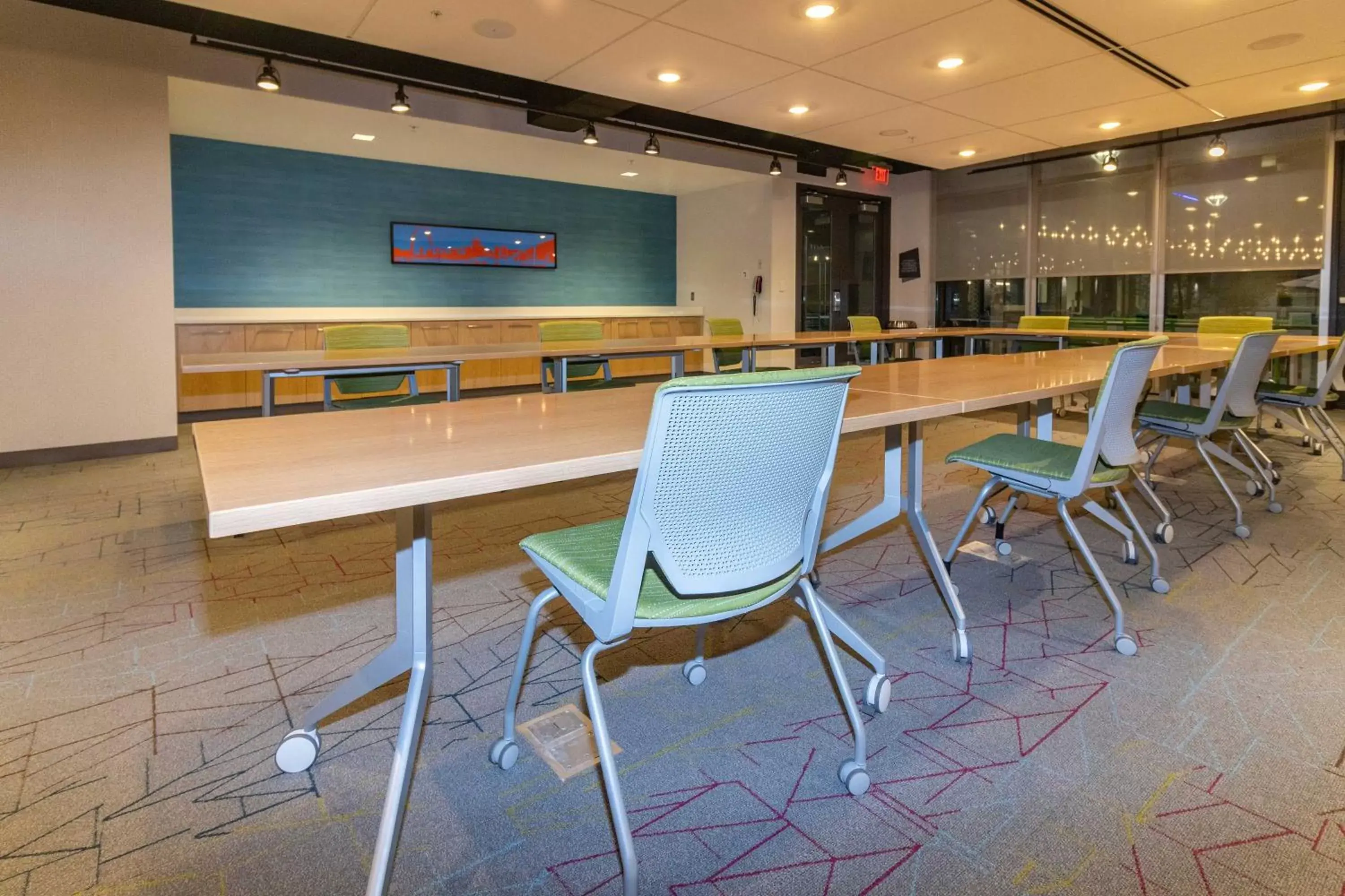 Meeting/conference room in Aloft St. Louis Cortex