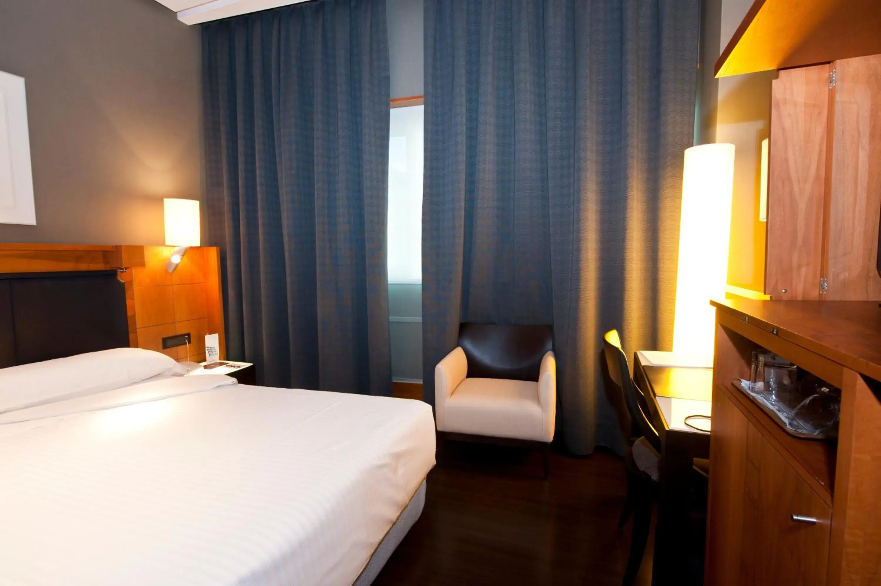 Photo of the whole room, Bed in Gran Hotel Lakua Photo of the whole room, Bed in Gran Hotel Lakua