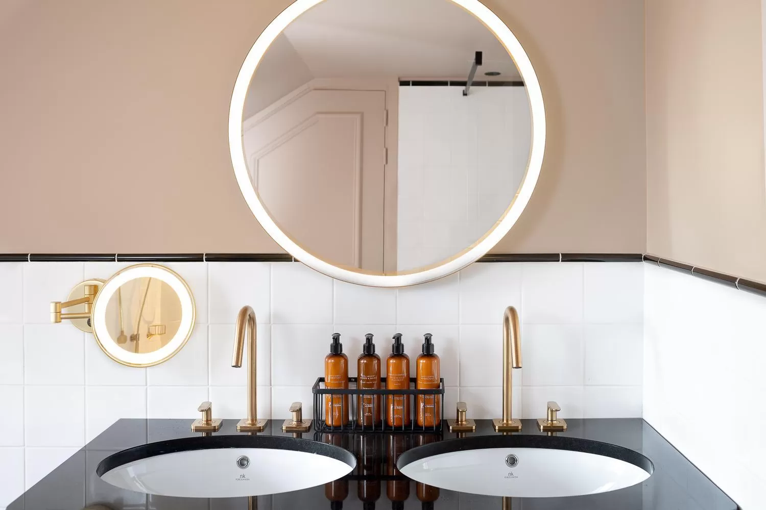 Bathroom in Chouchou Hotel