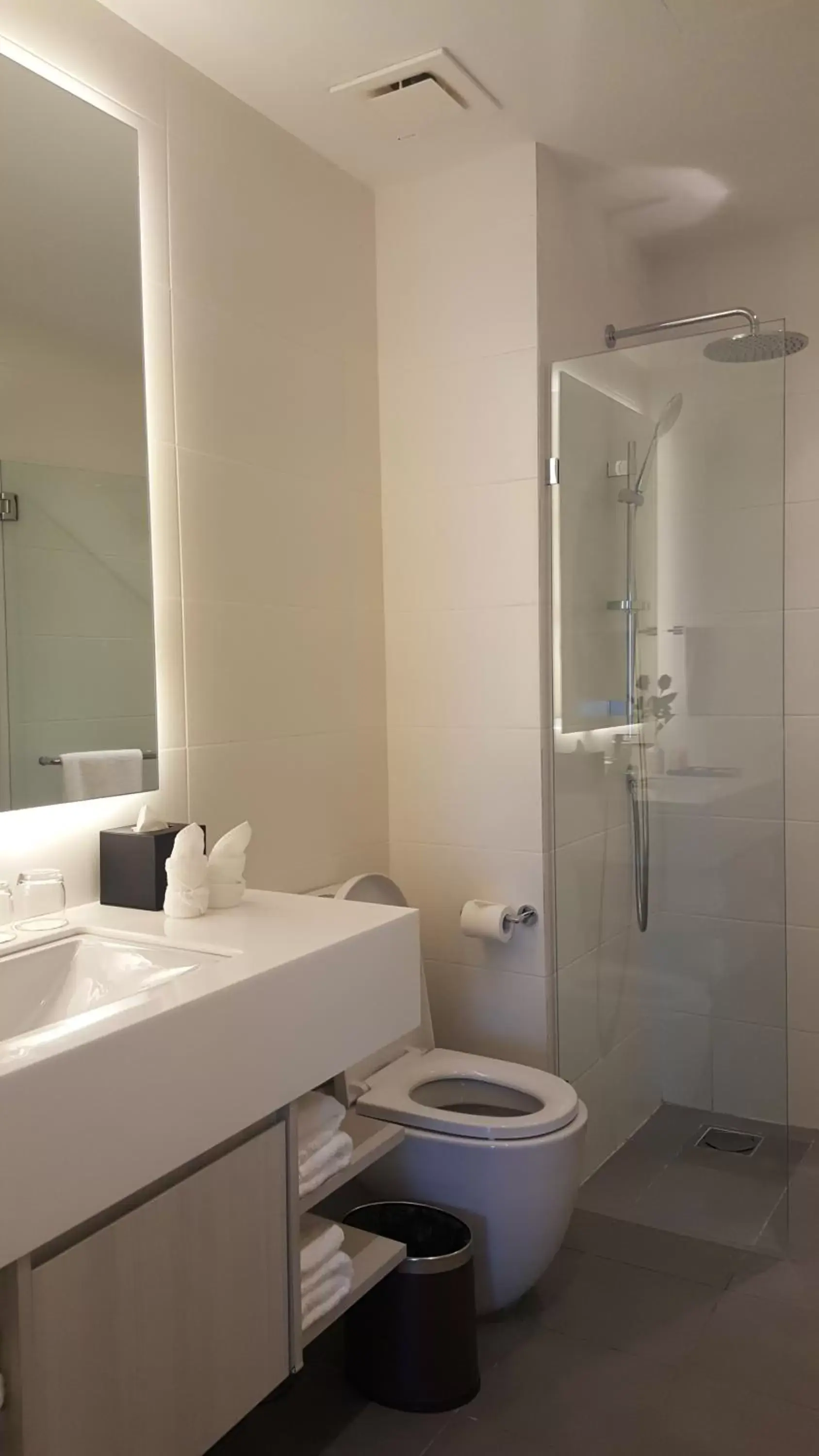 Bathroom in Suasana Suites Hotel Johor Bahru