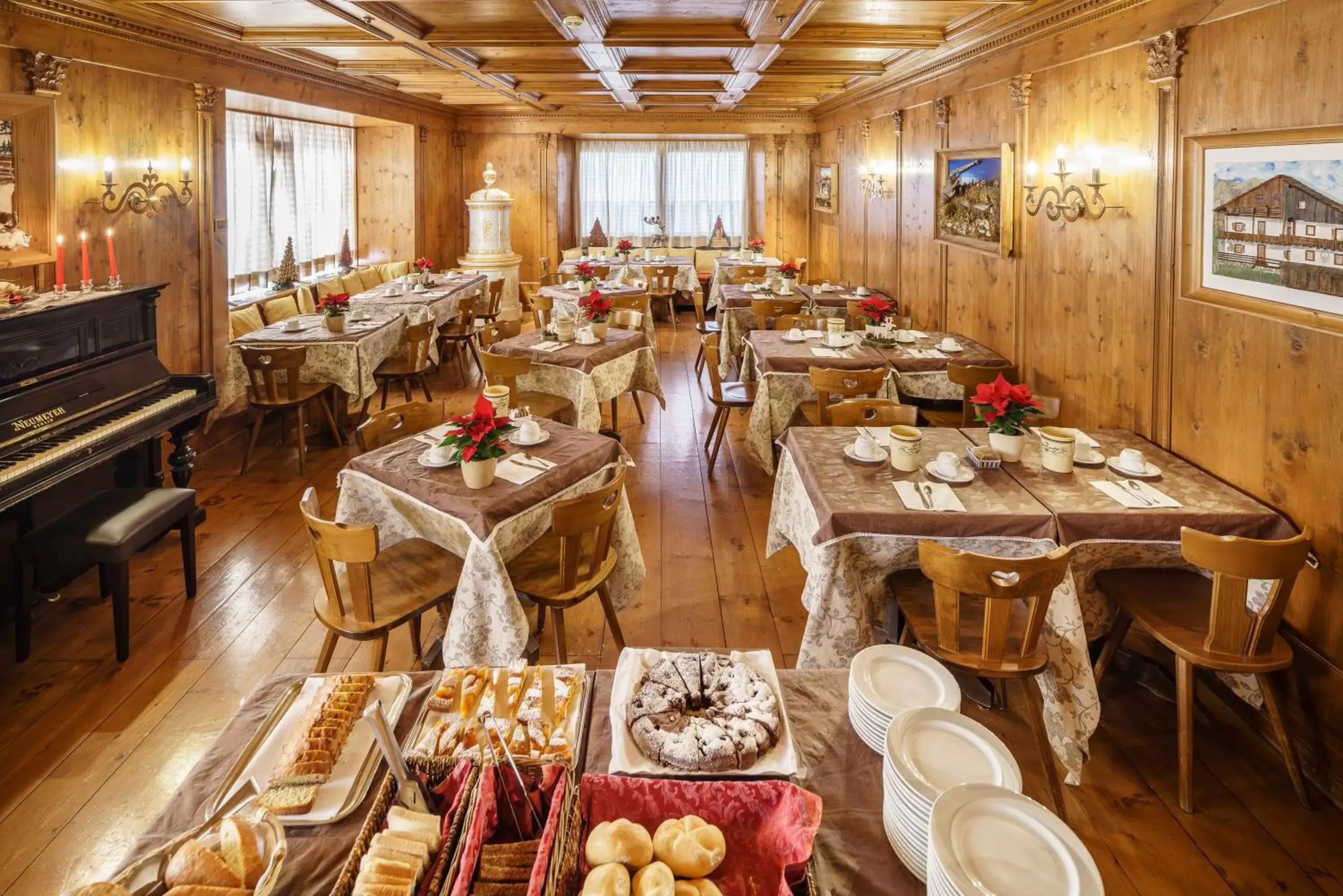 Buffet breakfast, Restaurant/Places to Eat in Hotel Aquila