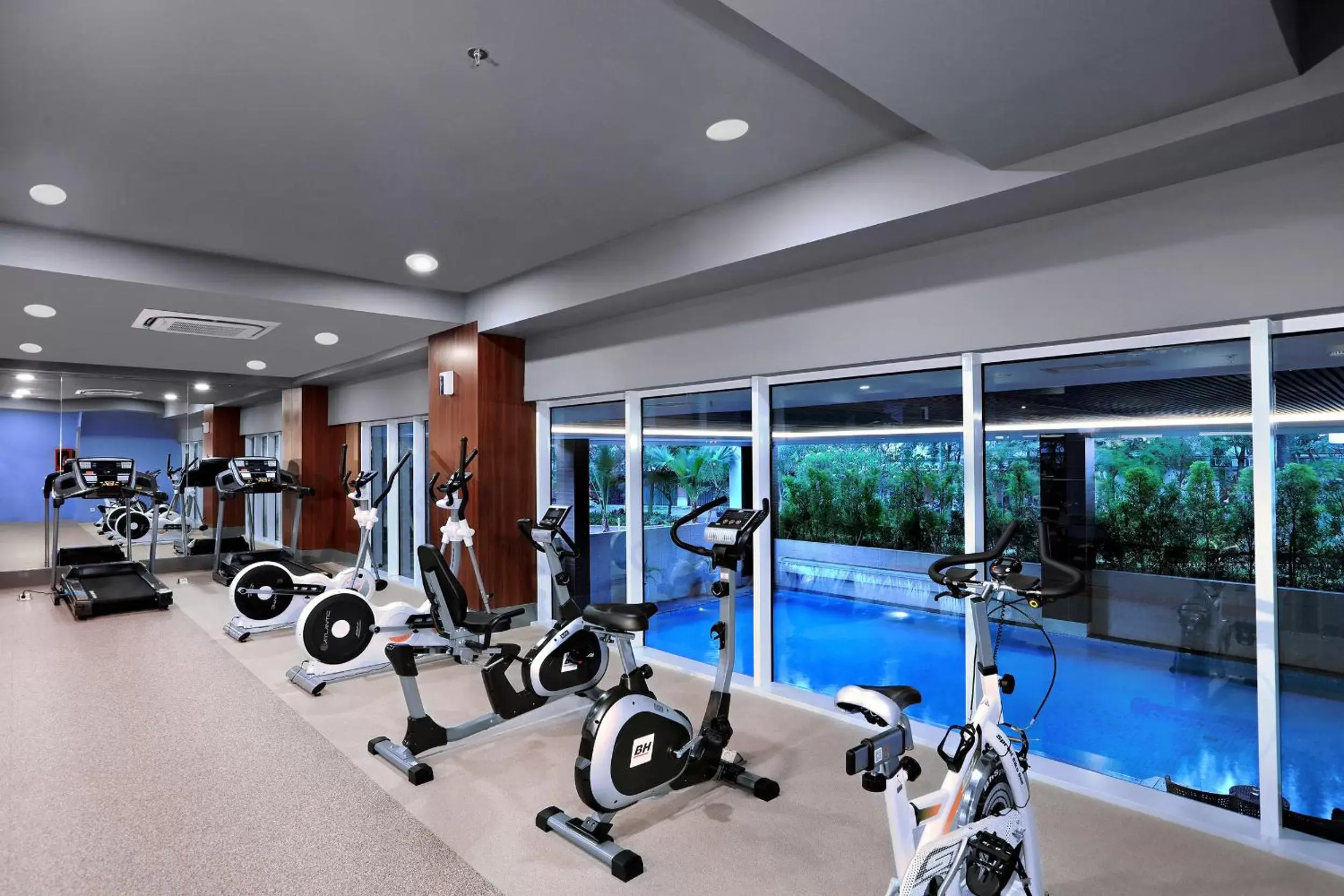 Fitness centre/facilities in Atria Hotel Gading Serpong Fitness centre/facilities in Atria Hotel Gading Serpong