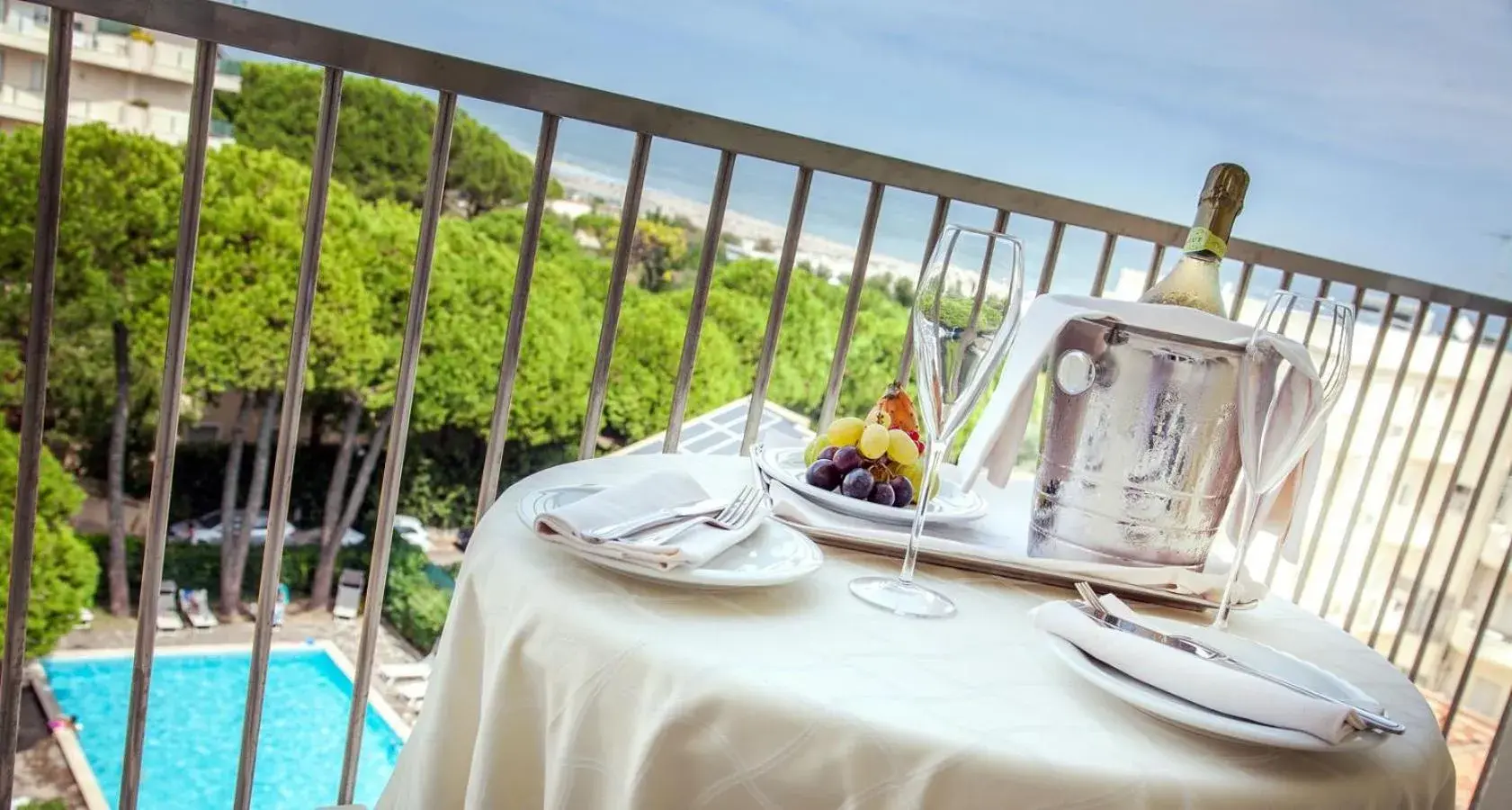 Decorative detail, Pool View in Hotel Doge