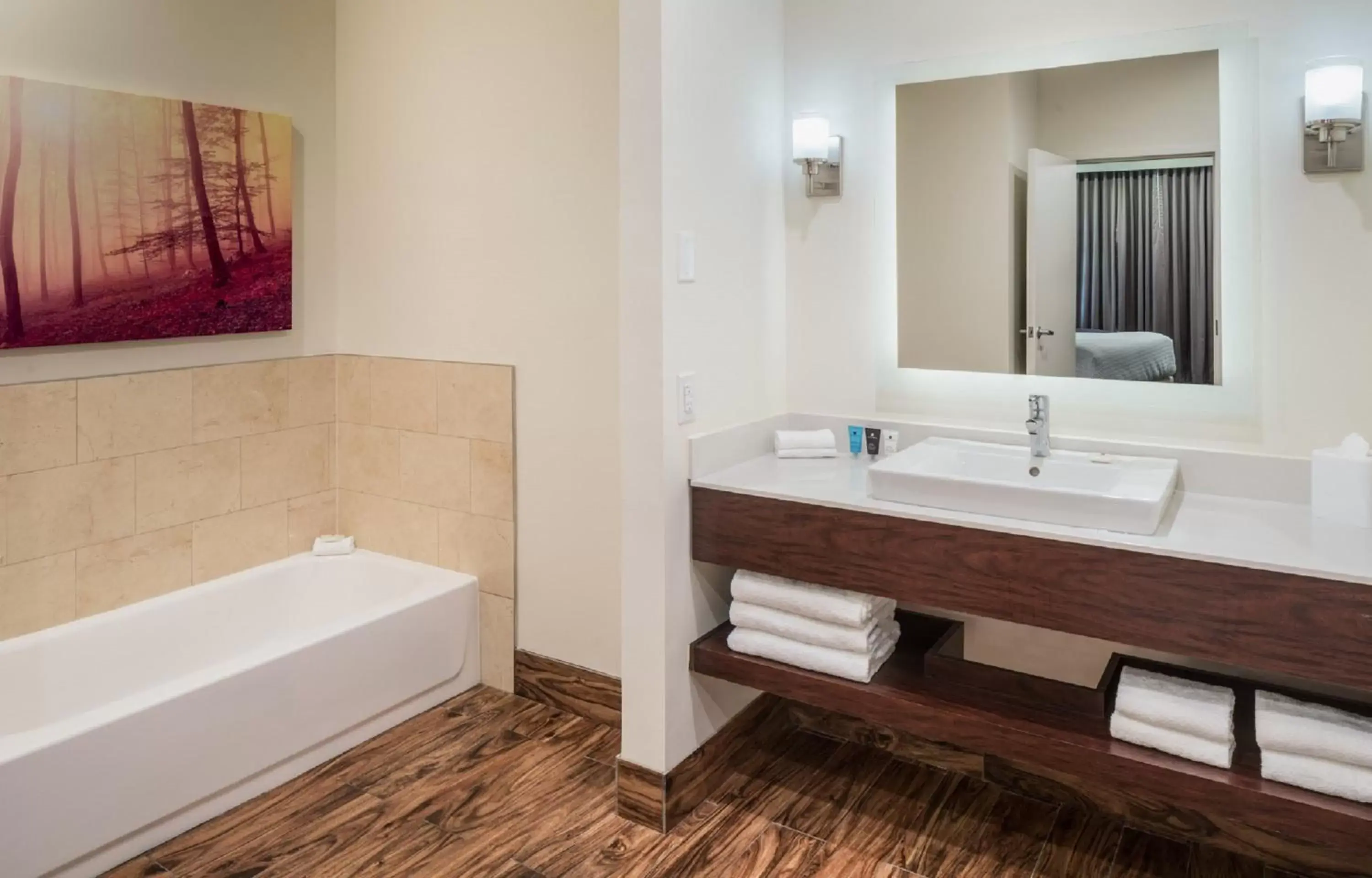 Photo of the whole room, Bathroom in Crowne Plaza Springfield Convention Center, an IHG Hotel