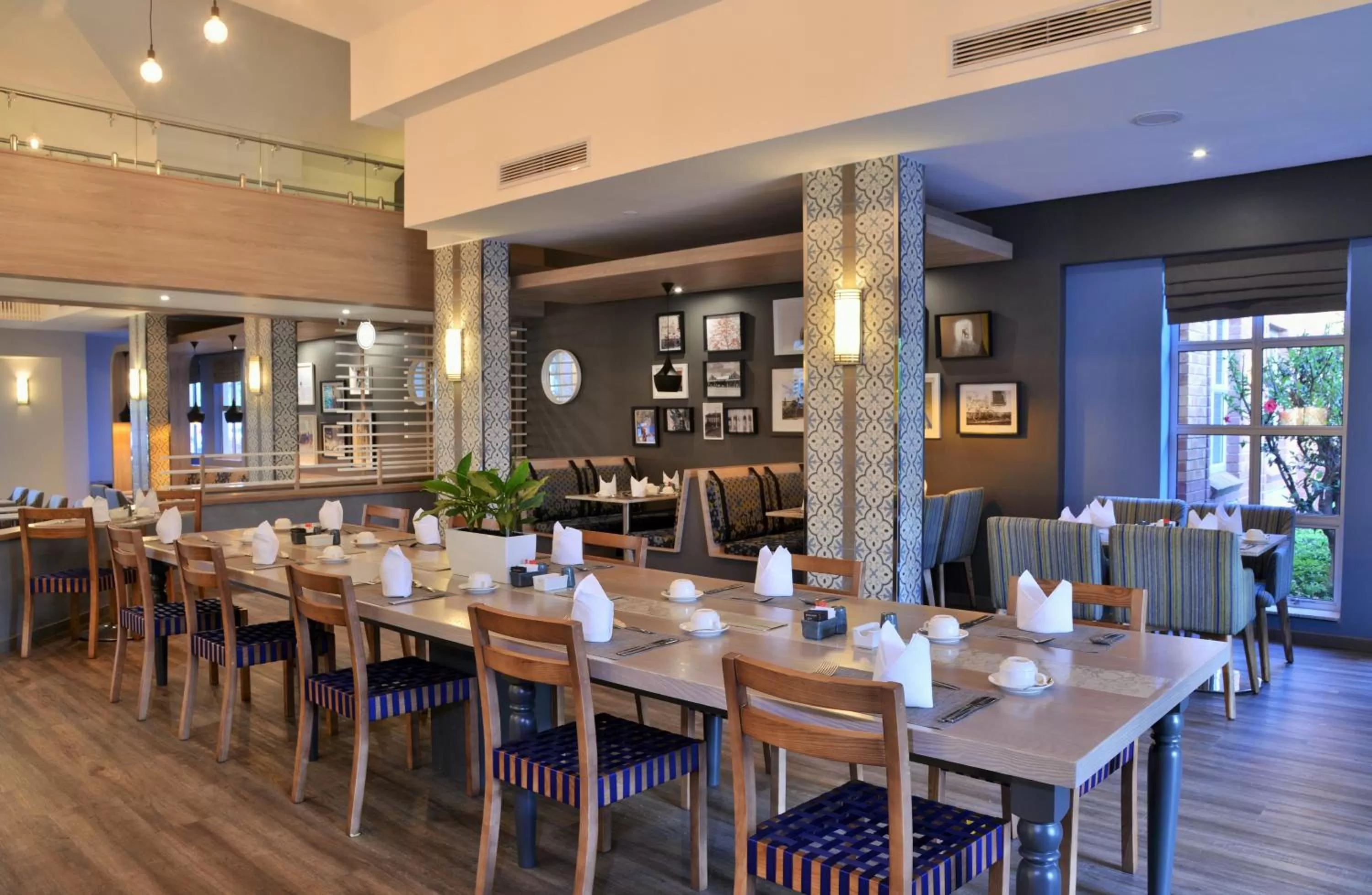 Restaurant/places to eat in Town Lodge Menlo Park