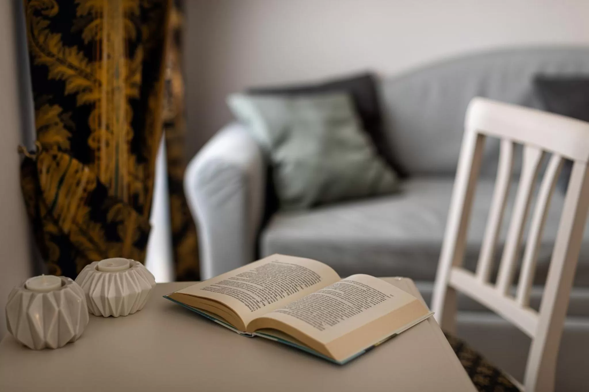 Living room, Bed in Hotel Fontebella