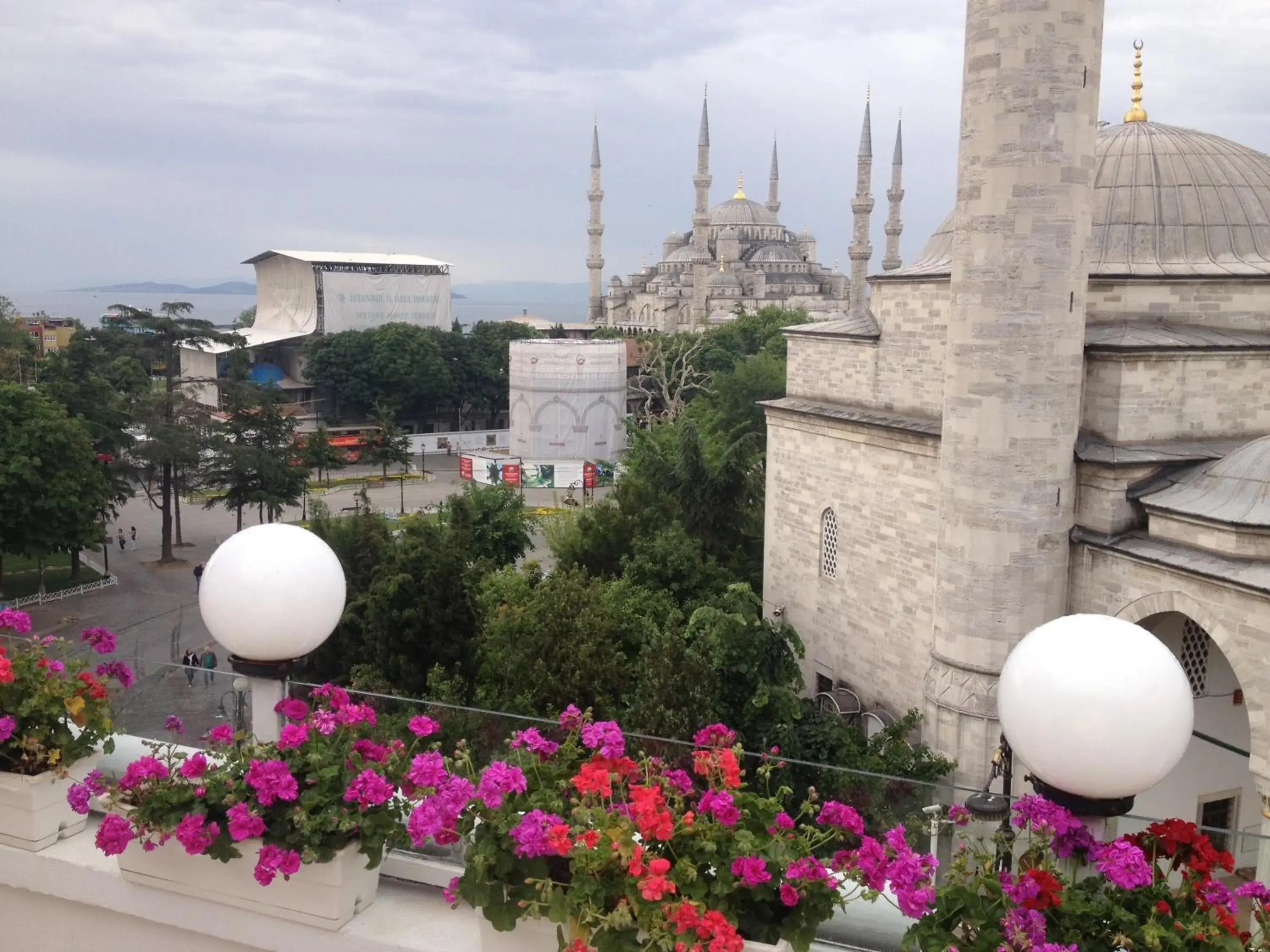 Restaurant/places to eat in Hotel Sultanahmet