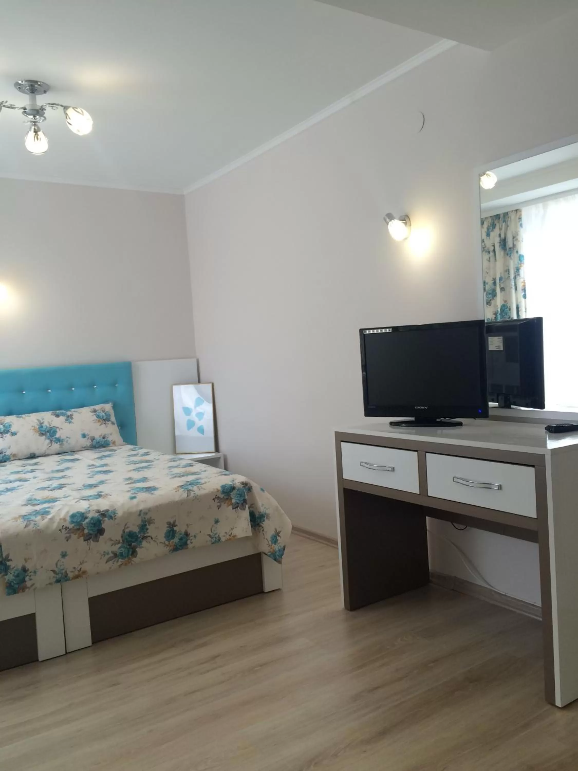 Bed in White Rose Guest Rooms