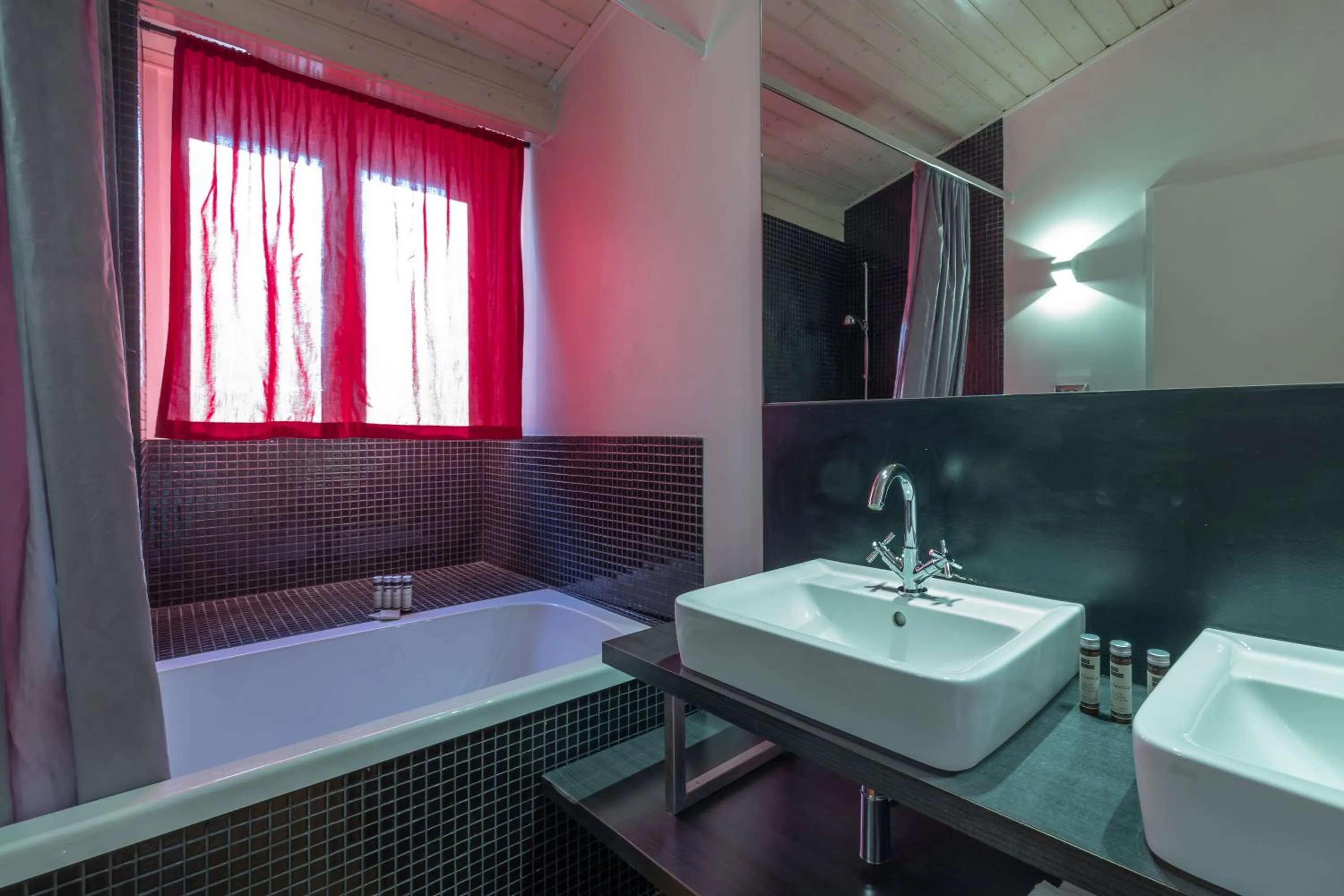 Tralala Hotel Montreux