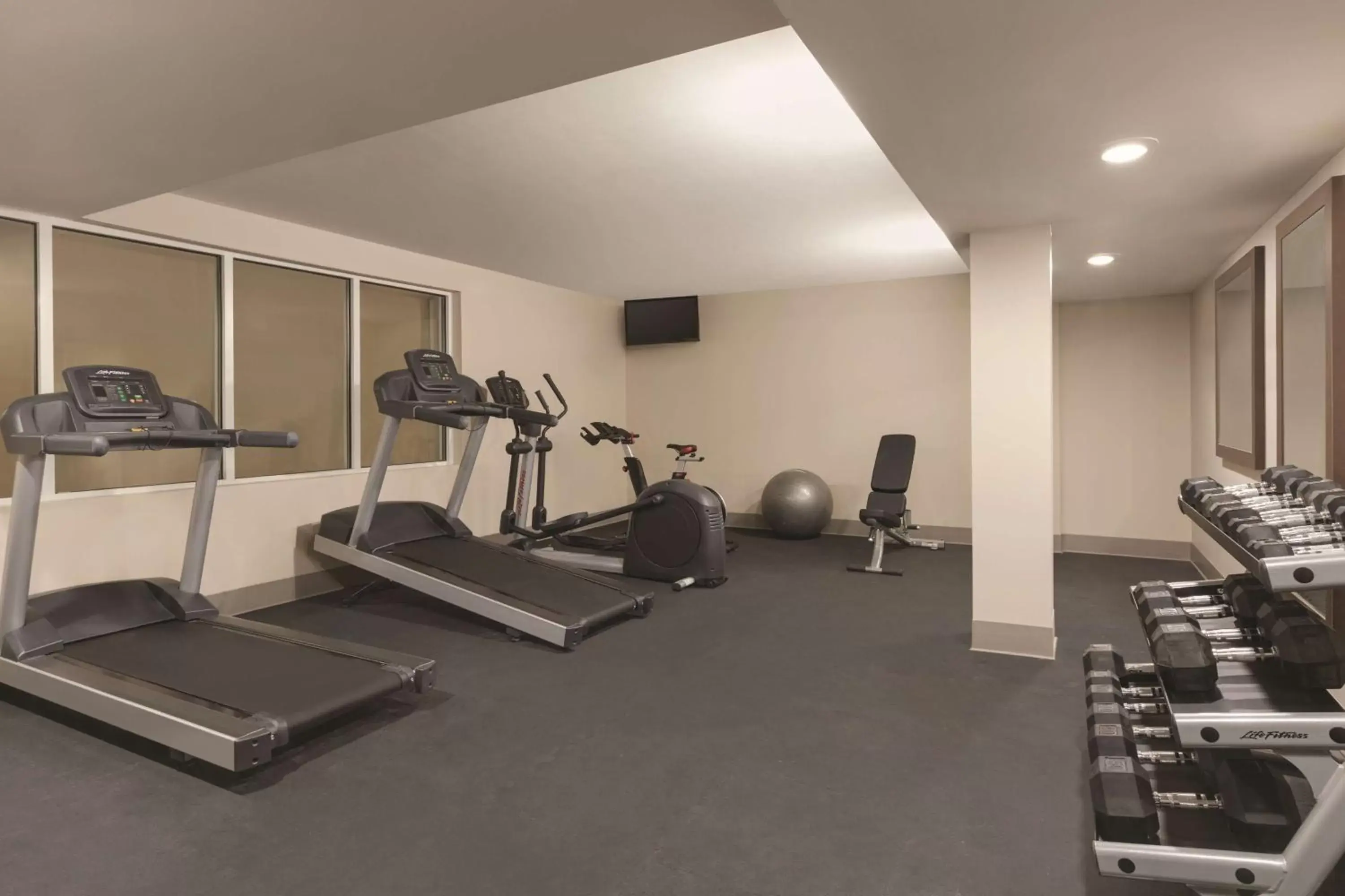 Activities, Fitness Center/Facilities in Country Inn & Suites by Radisson, Macon West, GA