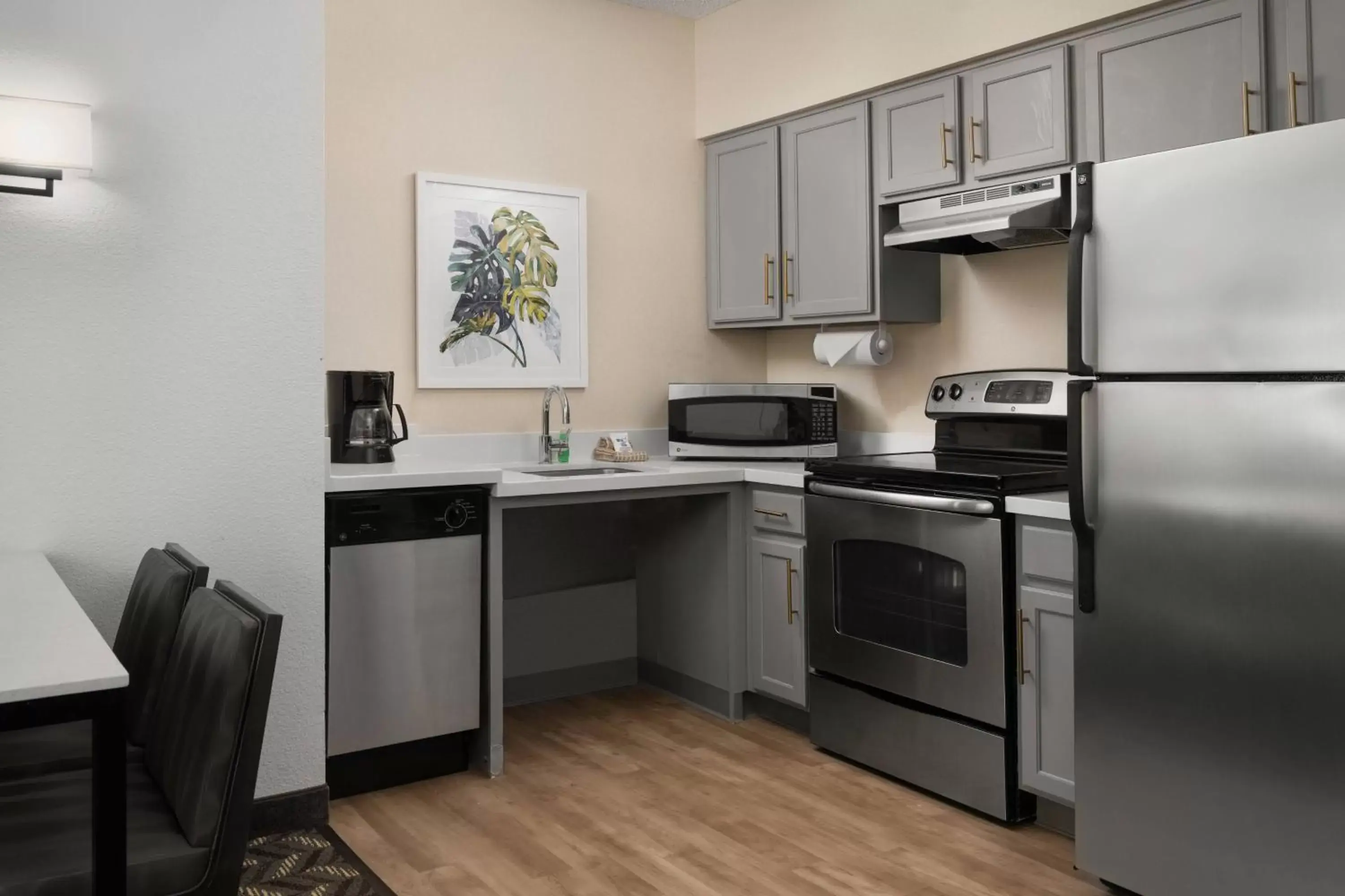 Kitchen or kitchenette, Kitchen/Kitchenette in Residence Inn by Marriott Anaheim Resort Area/Garden Grove