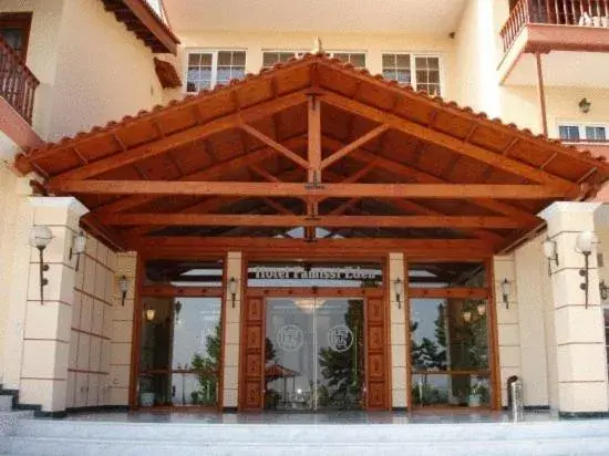 Facade/entrance in Famissi Eden Hotel