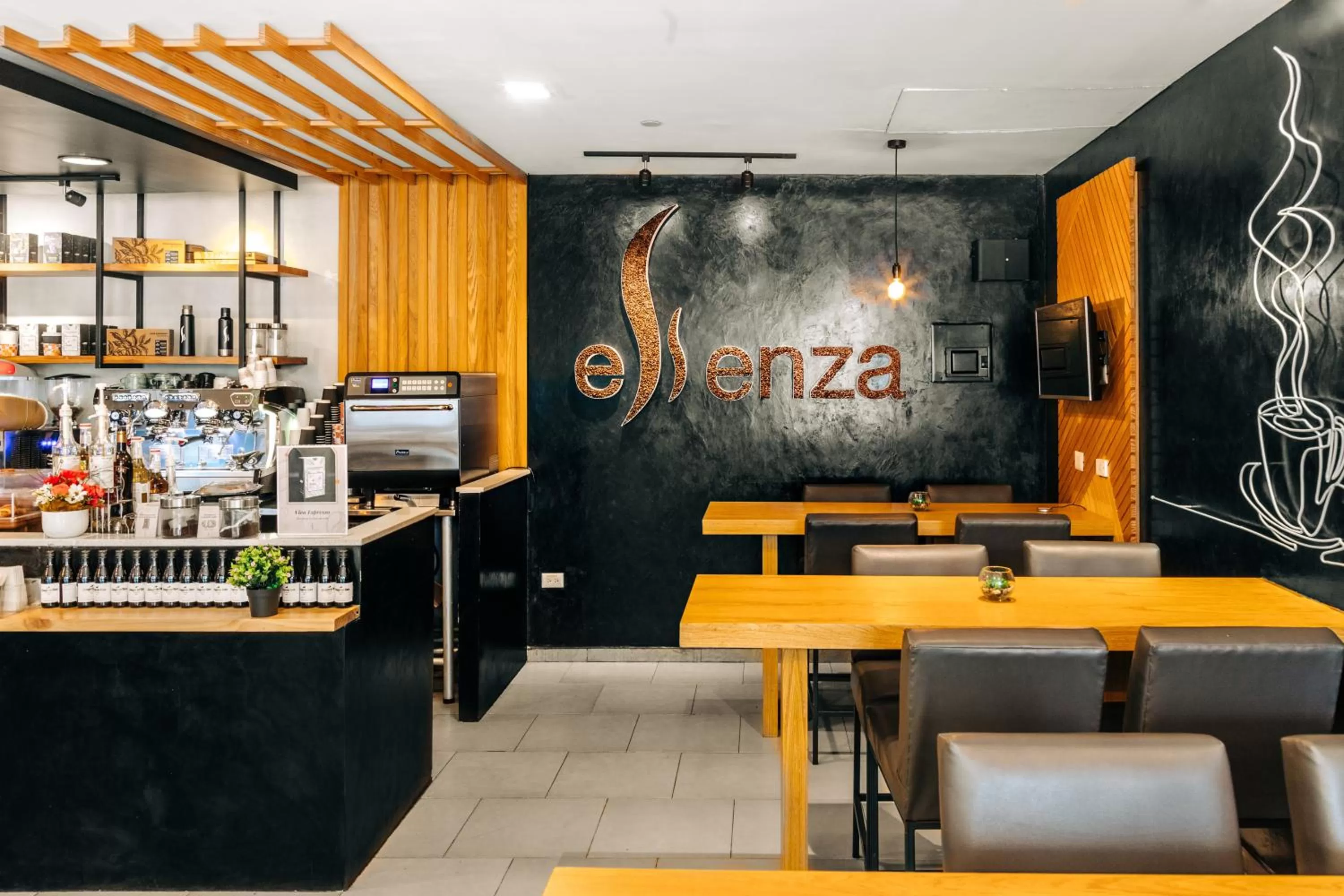 Restaurant/places to eat in Plaza Hotel and Suites