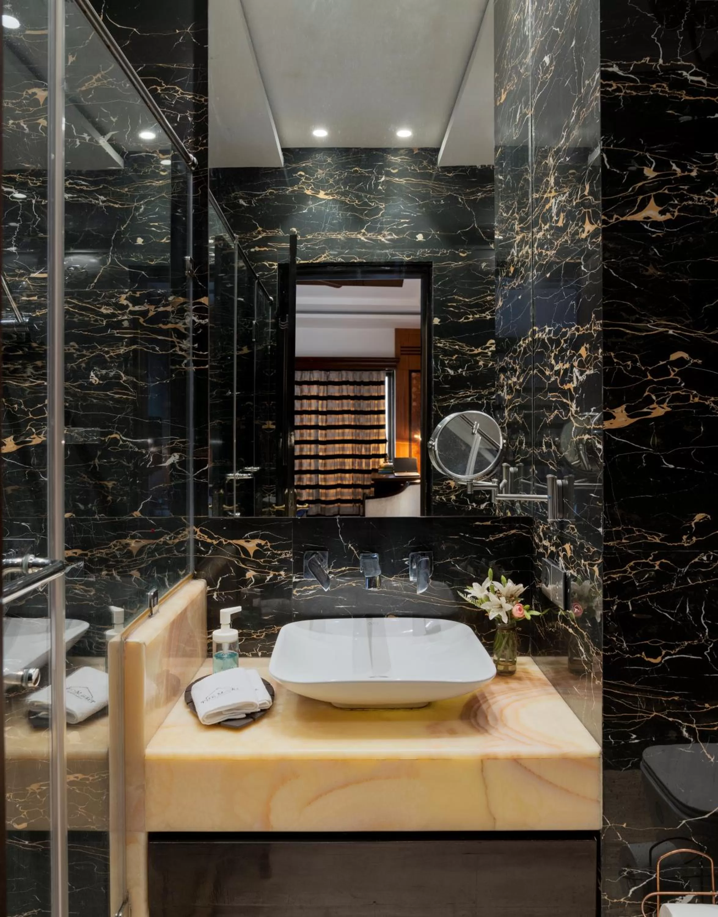 Bathroom in The Moira - Bed and Breakfast