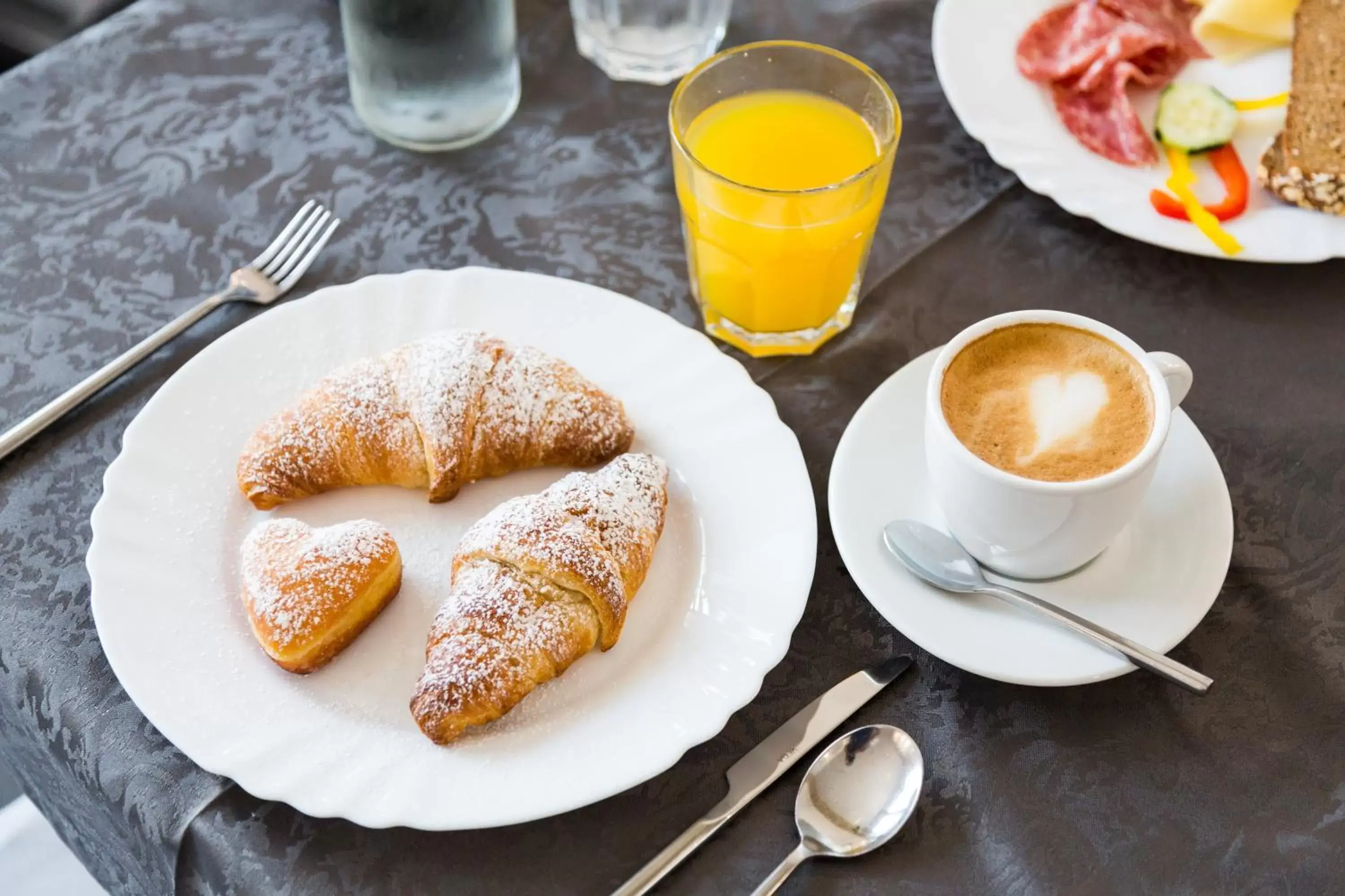 Breakfast in Hotel Canarino