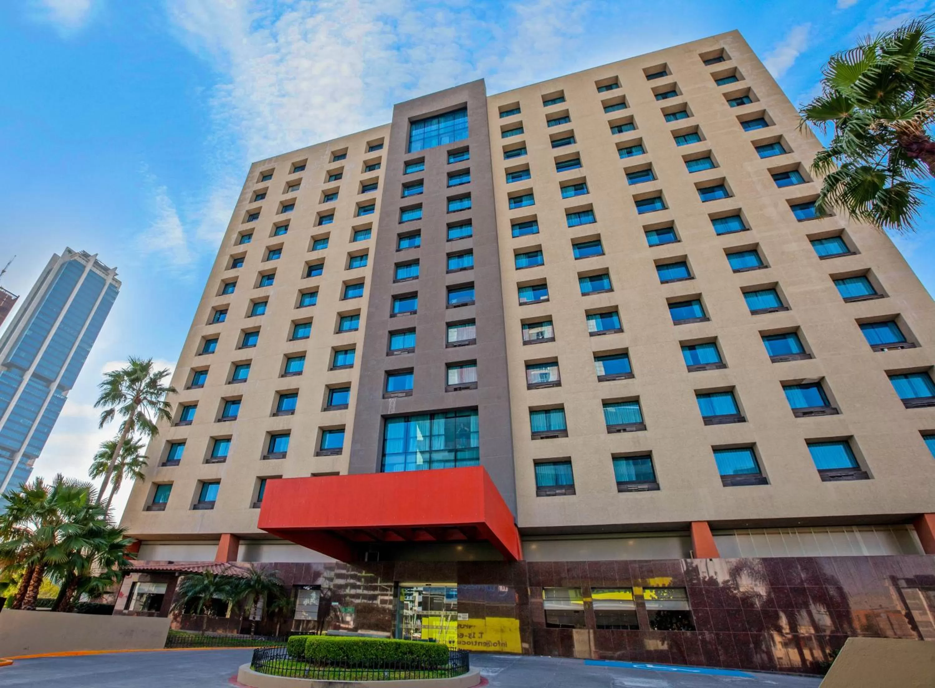 Property building in CHN Hotel Monterrey Centro, Trademark Collection by Wyndham