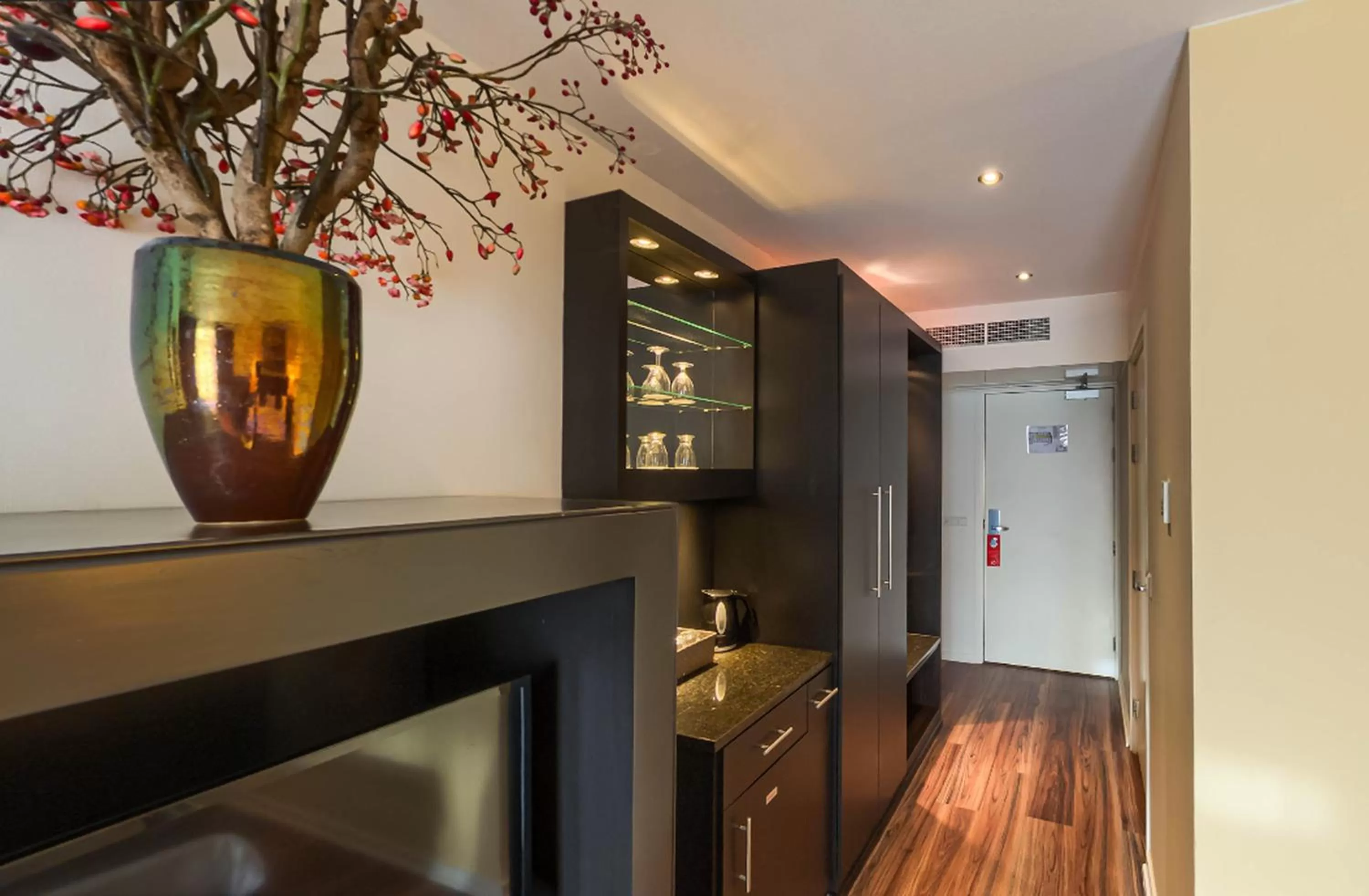 Bedroom in Boutique Hotel Chariot - Amsterdam Schiphol Airport