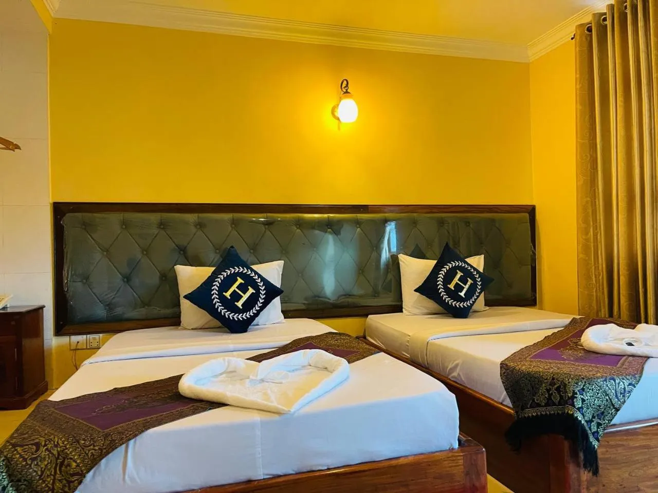 Bed in Spean Meas Hotel