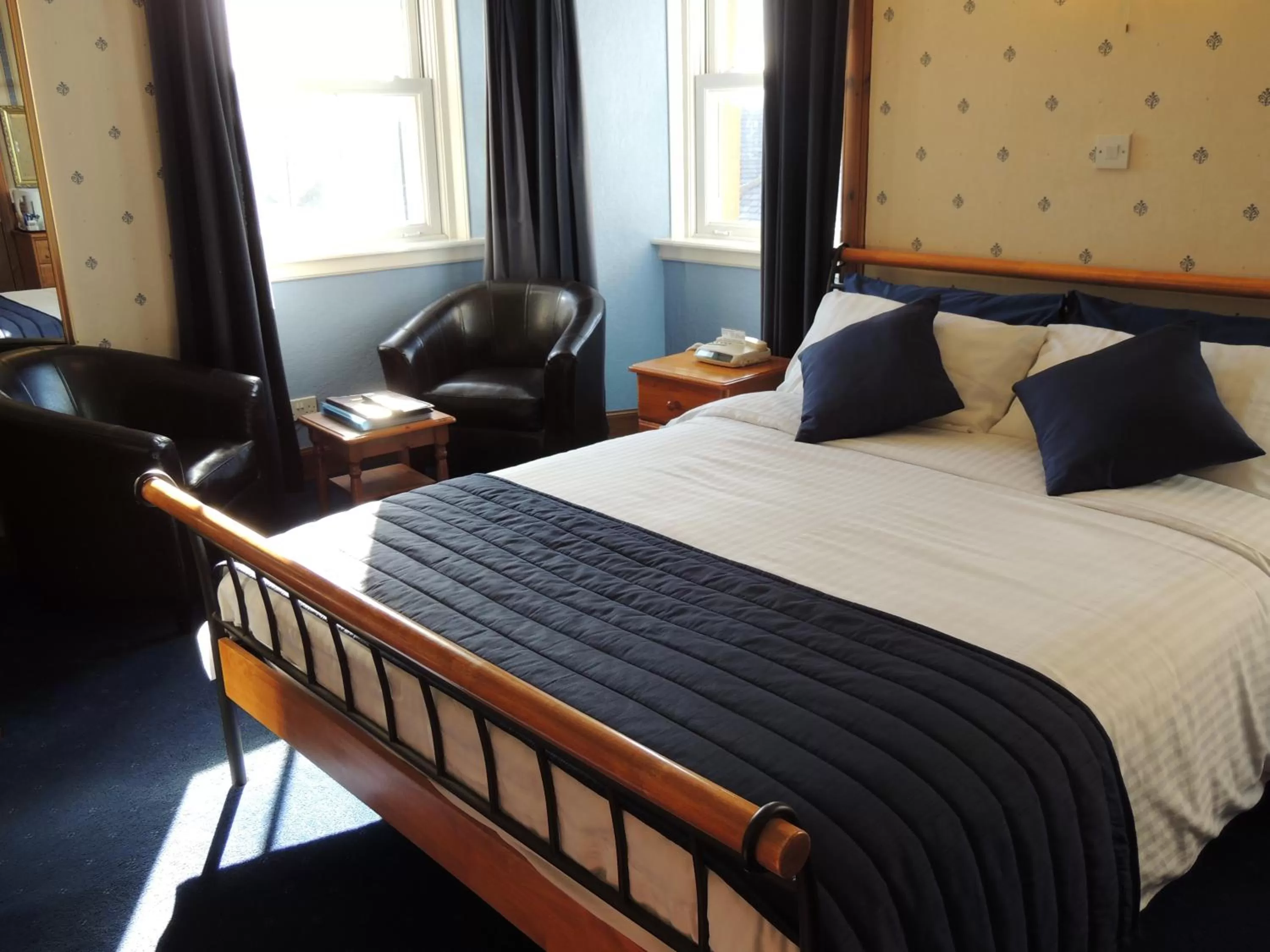 Other, Bed in The Orkney Hotel