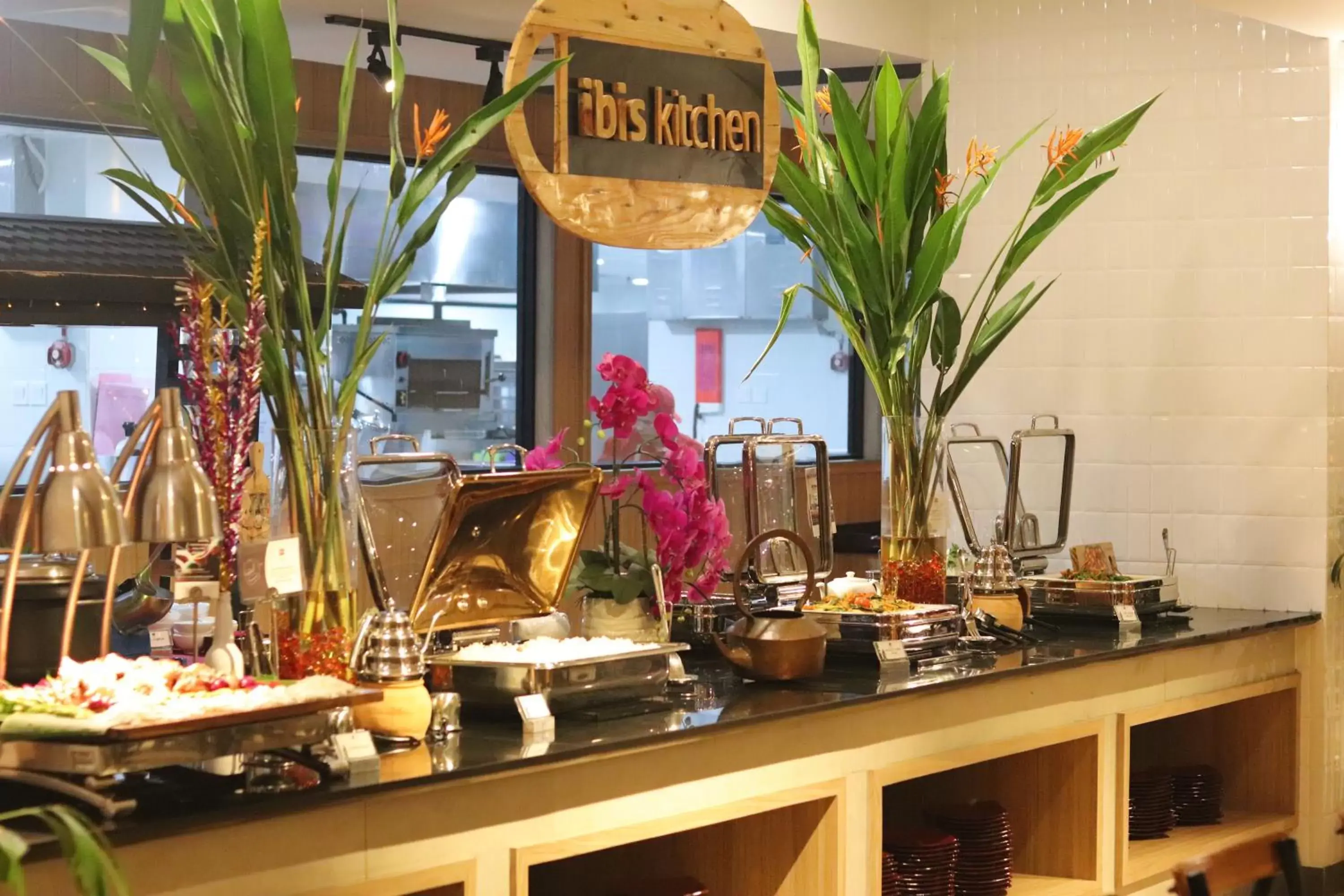 Restaurant/places to eat in ibis Pontianak City Center