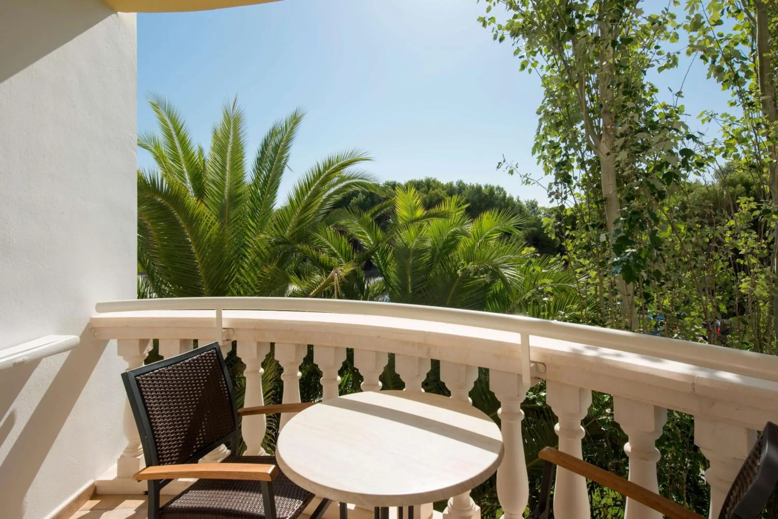 Bedroom, Balcony/Terrace in Iberostar Albufera Playa
