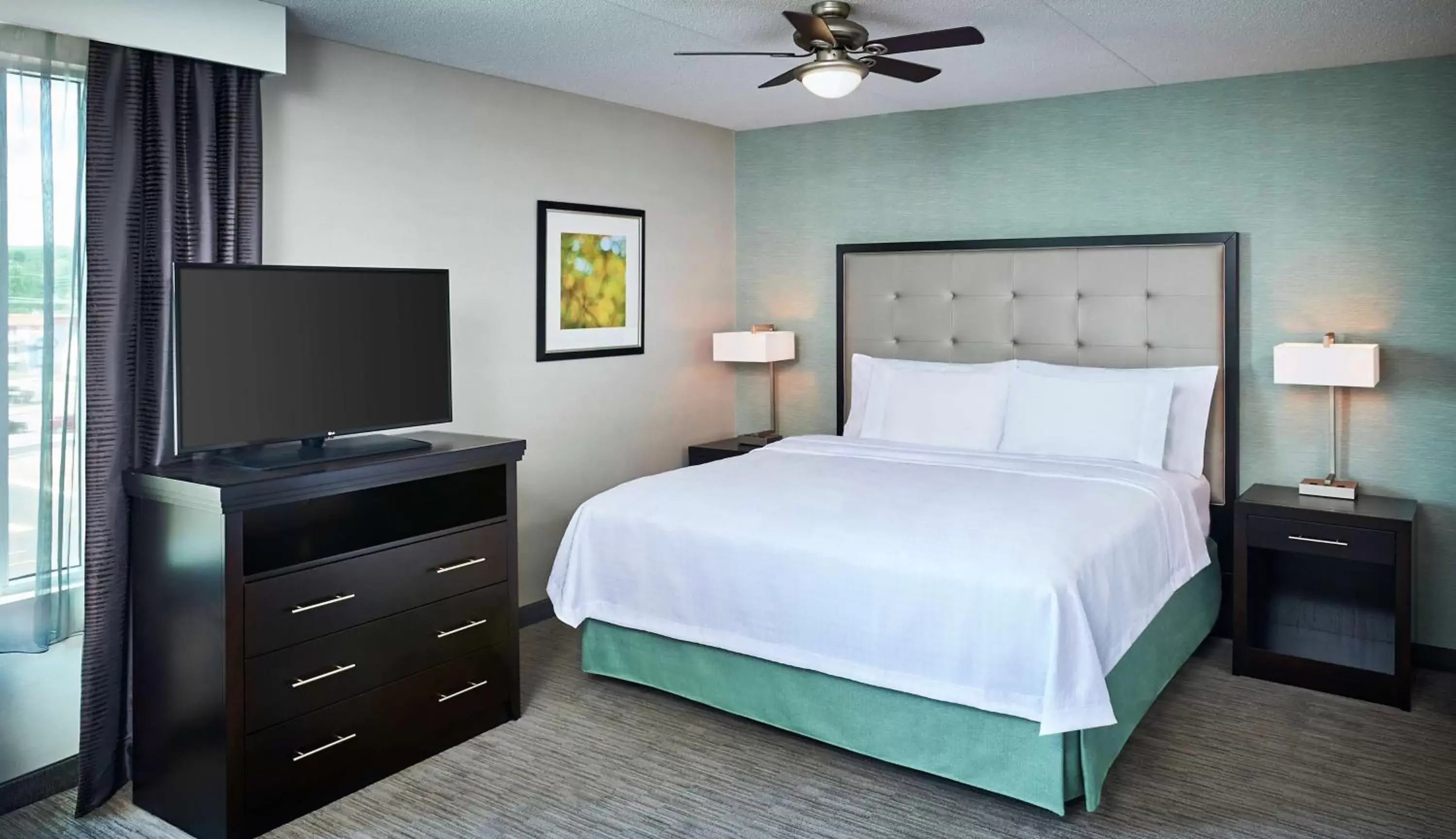 Bedroom, Bed in Homewood Suites By Hilton North Bay