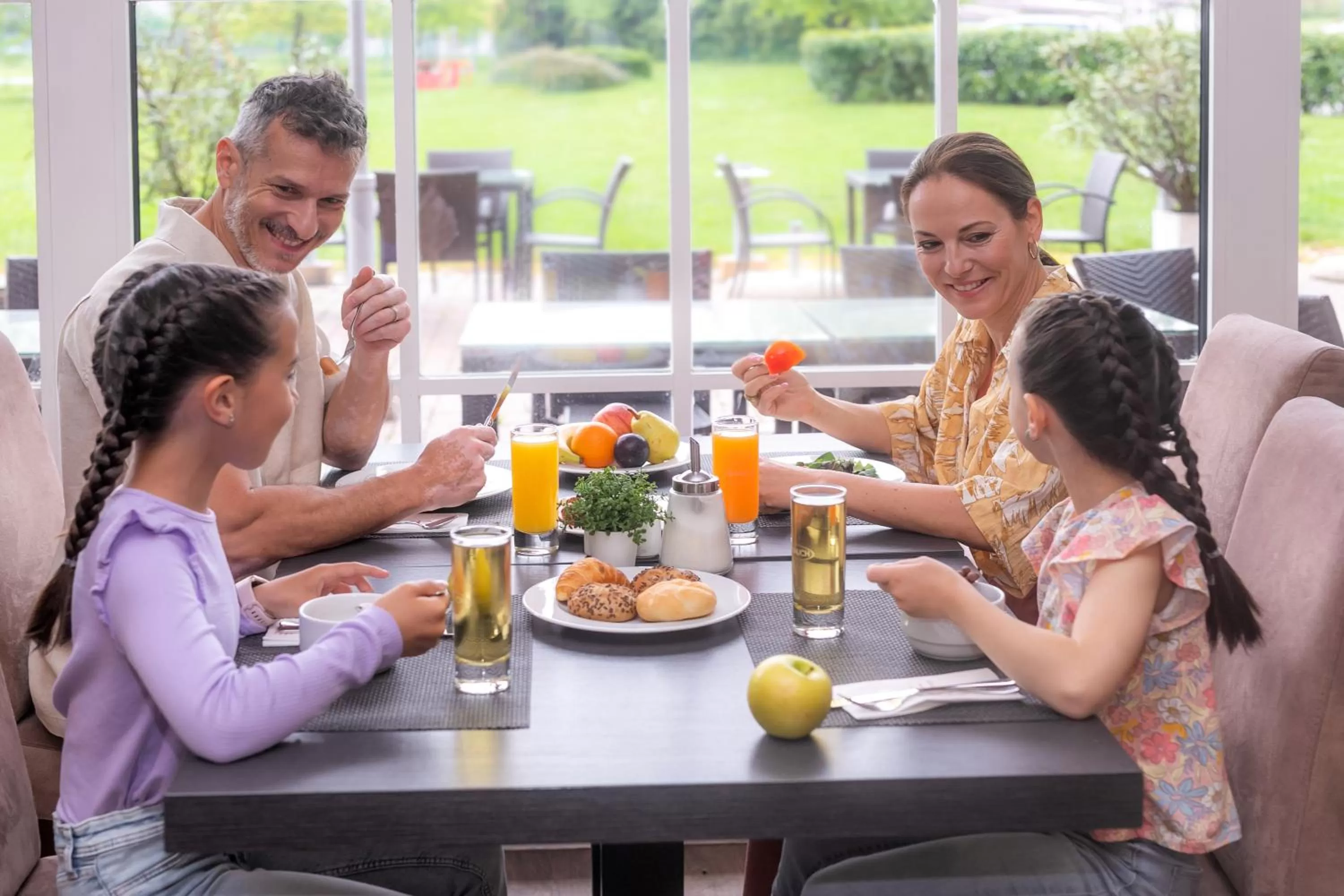 Restaurant/places to eat in Gotthard Therme Hotel & Conference