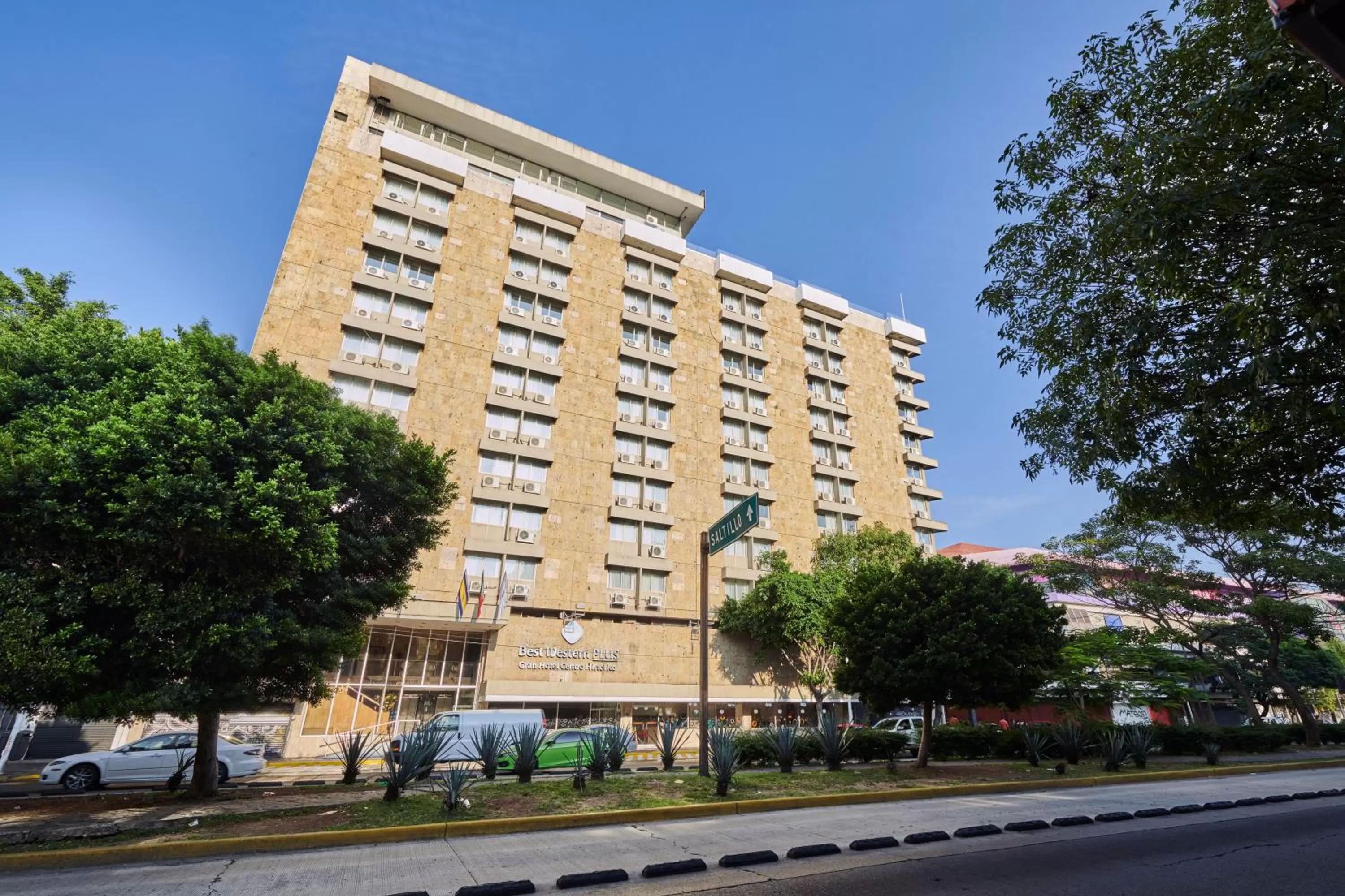Property building in Best Western Plus Gran Hotel Centro Historico
