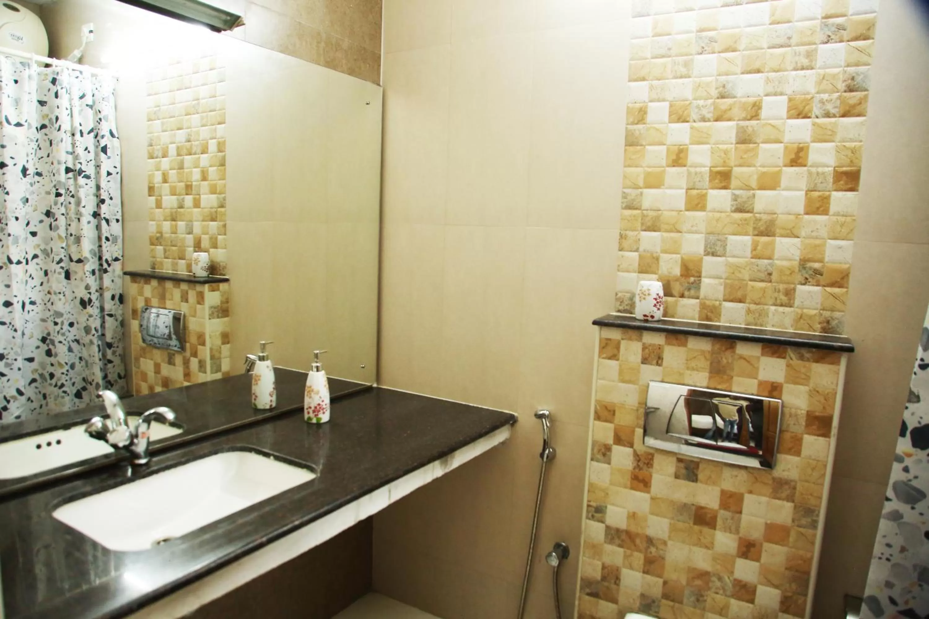 Bathroom in Kolam Elliots Beach